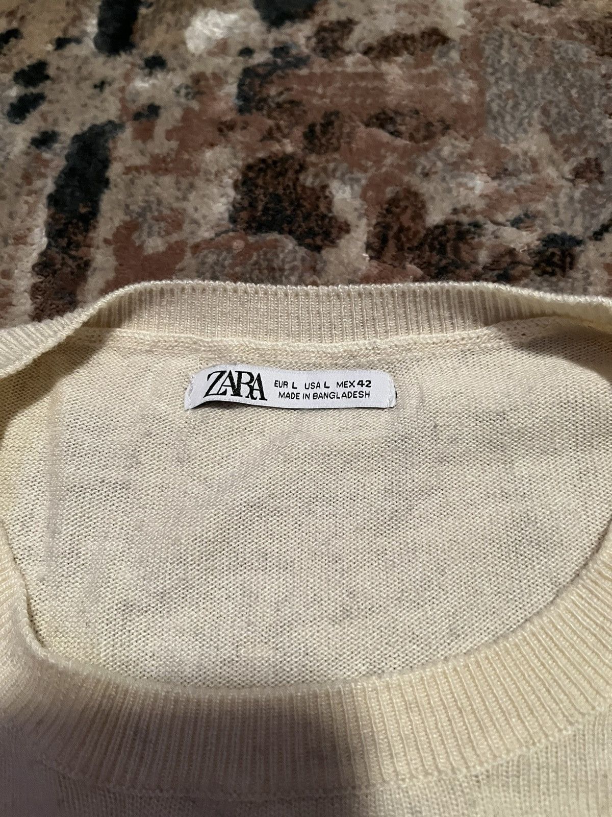 Zara Beige Embroidered Logo Zara Sweater Size US L / EU 52-54 / 3 - 4 Thumbnail