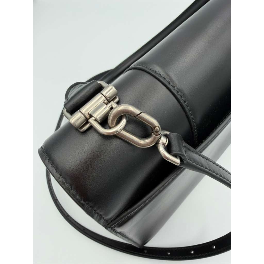 Balenciaga CC31 Size: OS / Hourglass Handbag in Black Size ONE SIZE - 10 Thumbnail