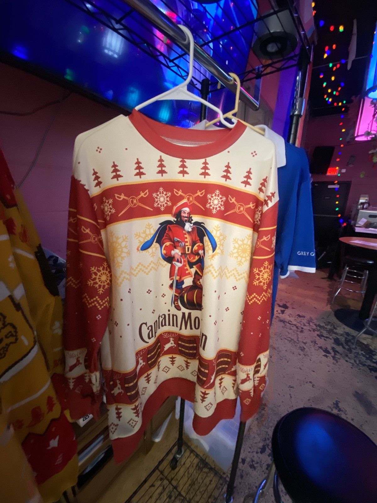 Vintage CAPT MORGAN XMAS Size US L / EU 52-54 / 3 - 1 Preview