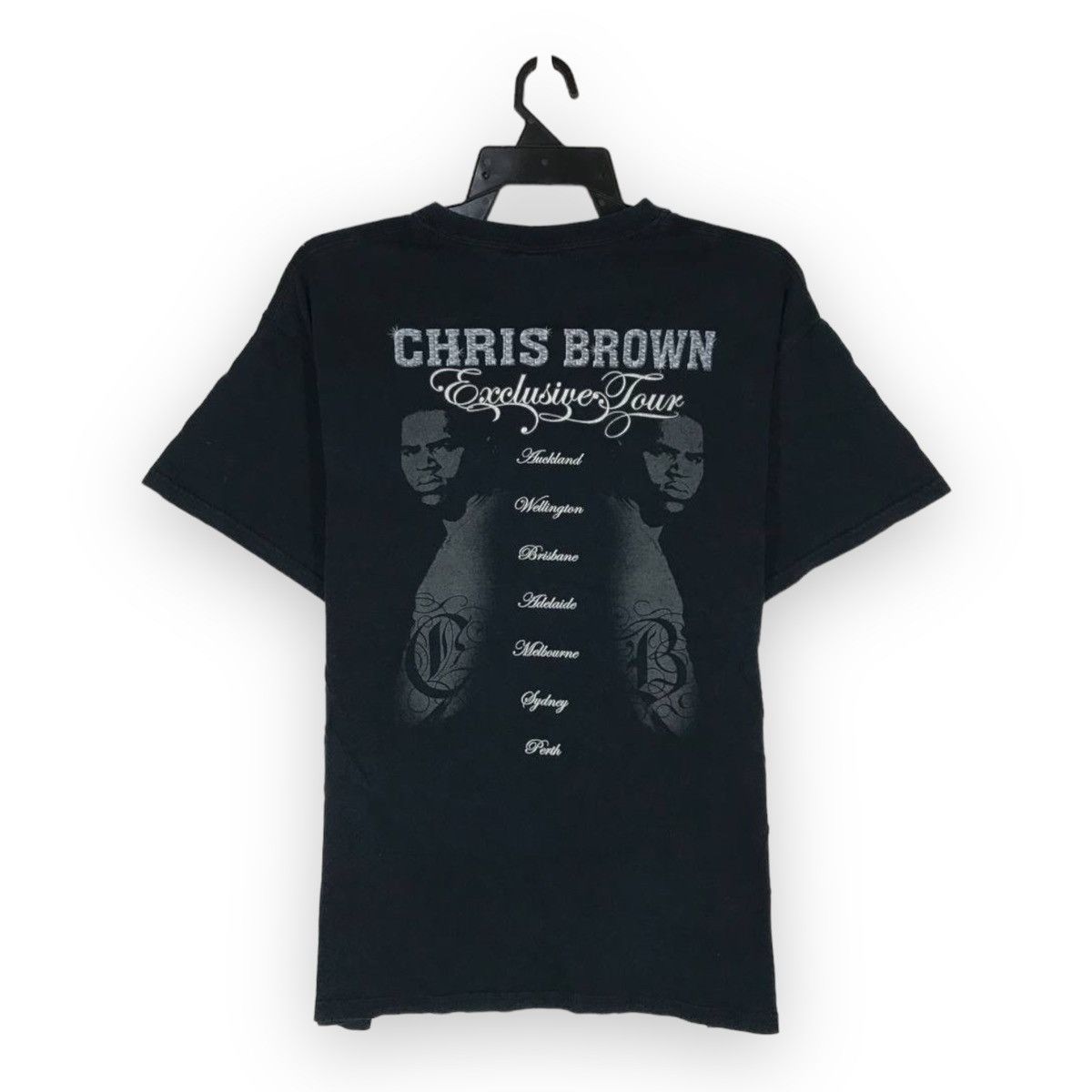 Rap Tees Chris Brown Exclusive tour Size US M / EU 48-50 / 2 - 7 Thumbnail