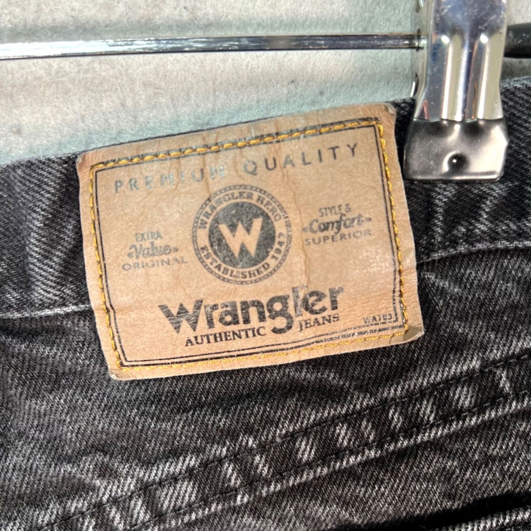 Wrangler VINTAGE Wrangler Mens Size 30 x 32 Black Denim Jeans Relaxed Fit Jeans Mens 30 Black Denim 5-Pocket Wrangler Relaxed Straight Fit Cotton Denim Size US 30 / EU 46 - 3 Thumbnail
