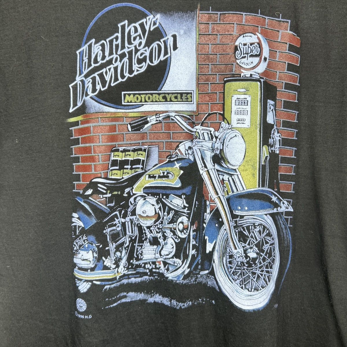 Harley Davidson × Vintage Vintage Harley Davidson Tshirt Tee 3D Emllem 1996 Gas Size US M / EU 48-50 / 2 - 4 Thumbnail