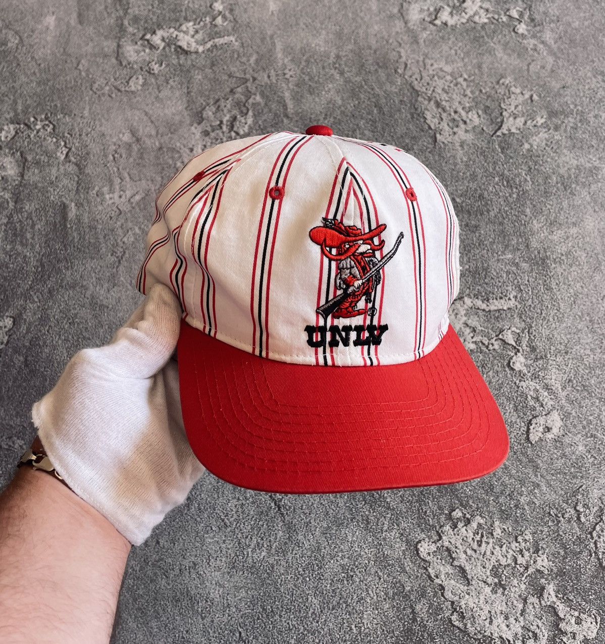 Starter VTG Starter NBA UNLV RUNNIN REBELS Striped Cap / Snapback Size ONE SIZE - 3 Thumbnail