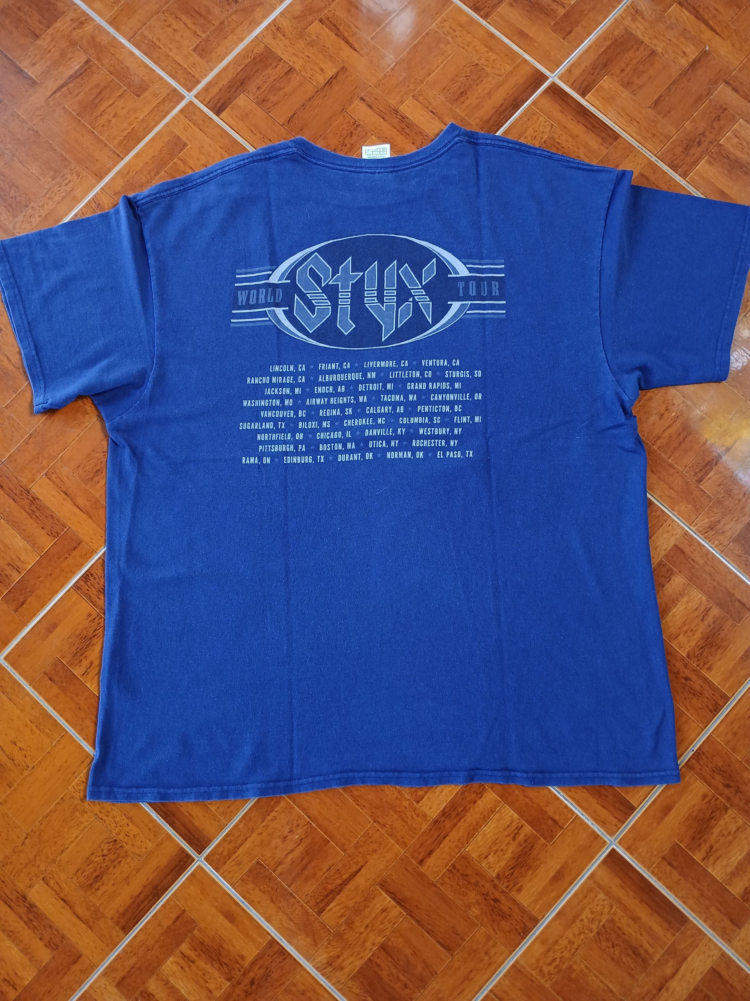 Band Tees Styx Band Renegade World Tour Tee Shirt Size US XL / EU 56 / 4 - 2 Thumbnail