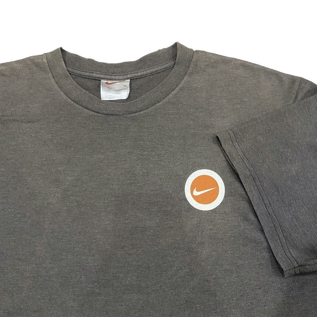 Nike Vintage 90s Nike Swoosh Big Logo Tshirt Size US L / EU 52-54 / 3 - 4 Thumbnail