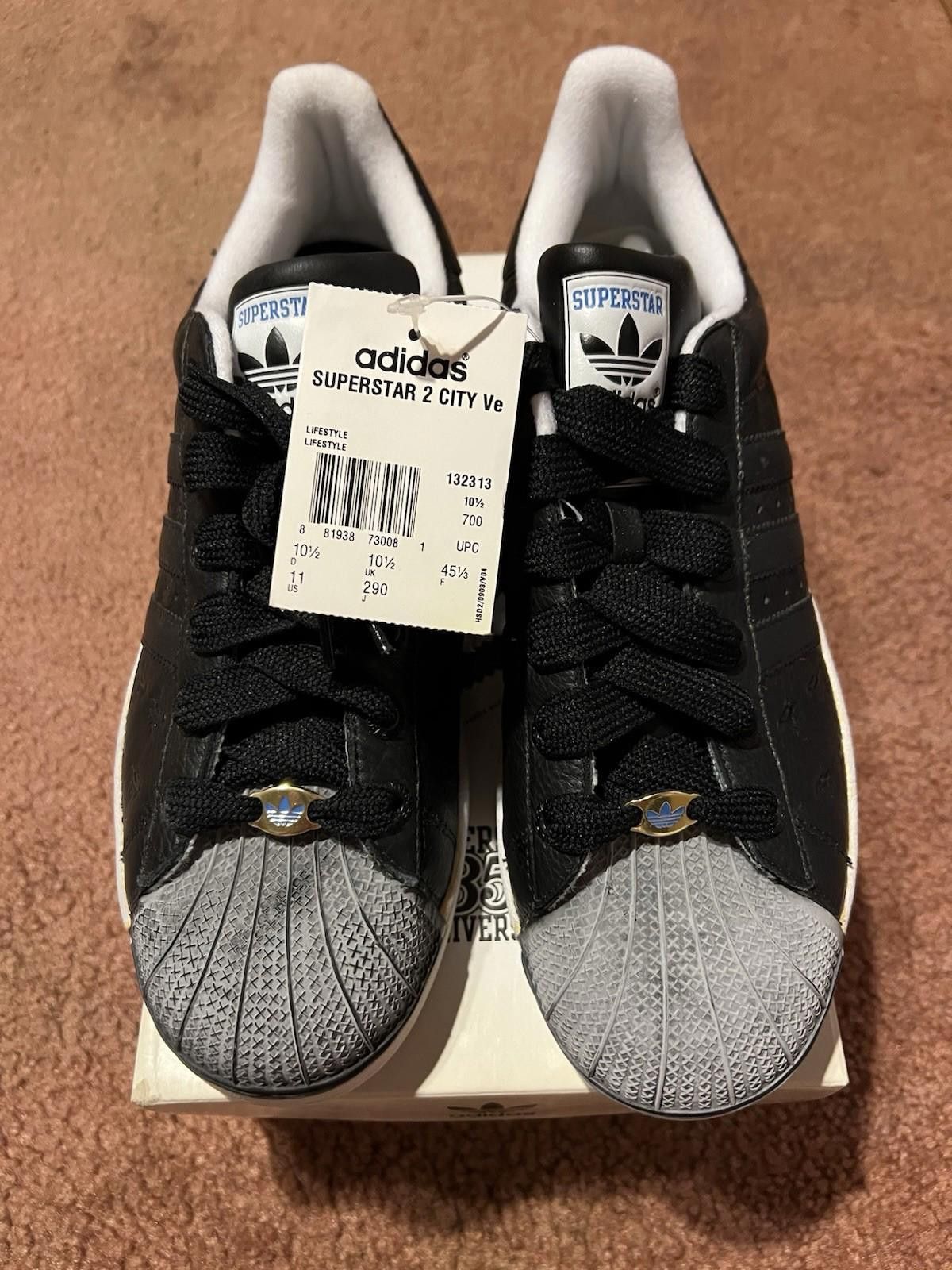 Adidas 2005 ADIDAS 35th ANNIVERSARY SUPERSTAR Tokyo US11 132313 Size US 11 / EU 44 - 7 Thumbnail