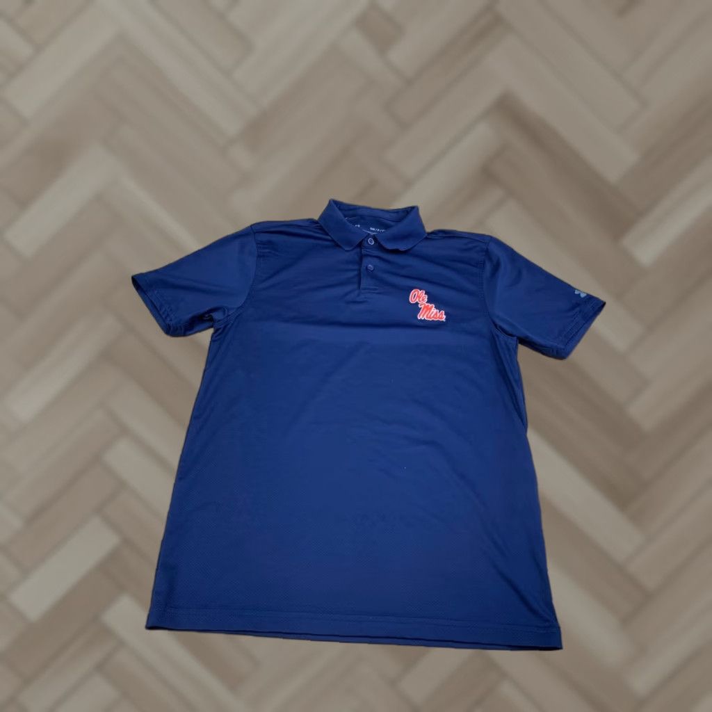 Under Armour Under Armour Polo Shirt Mens S Blue Short Sleeve Stretch Golf Size US S / EU 44-46 / 1 - 1 Thumbnail