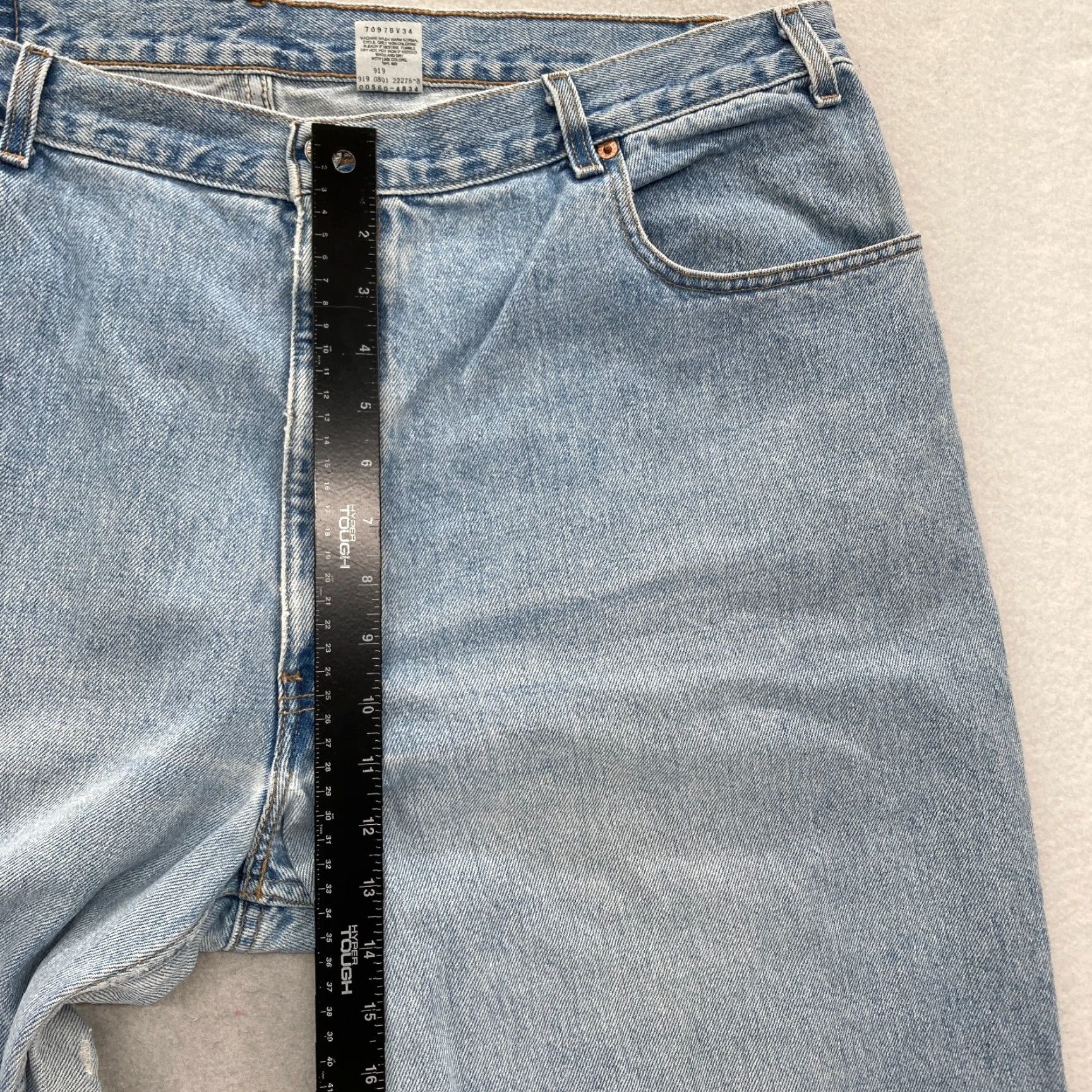 Levi's VINTAGE Levi's 560 Jeans Mens 42x30 Baggy Loose Tapered Blue Denim Skater 2001 Size US 42 / EU 58 - 7 Thumbnail