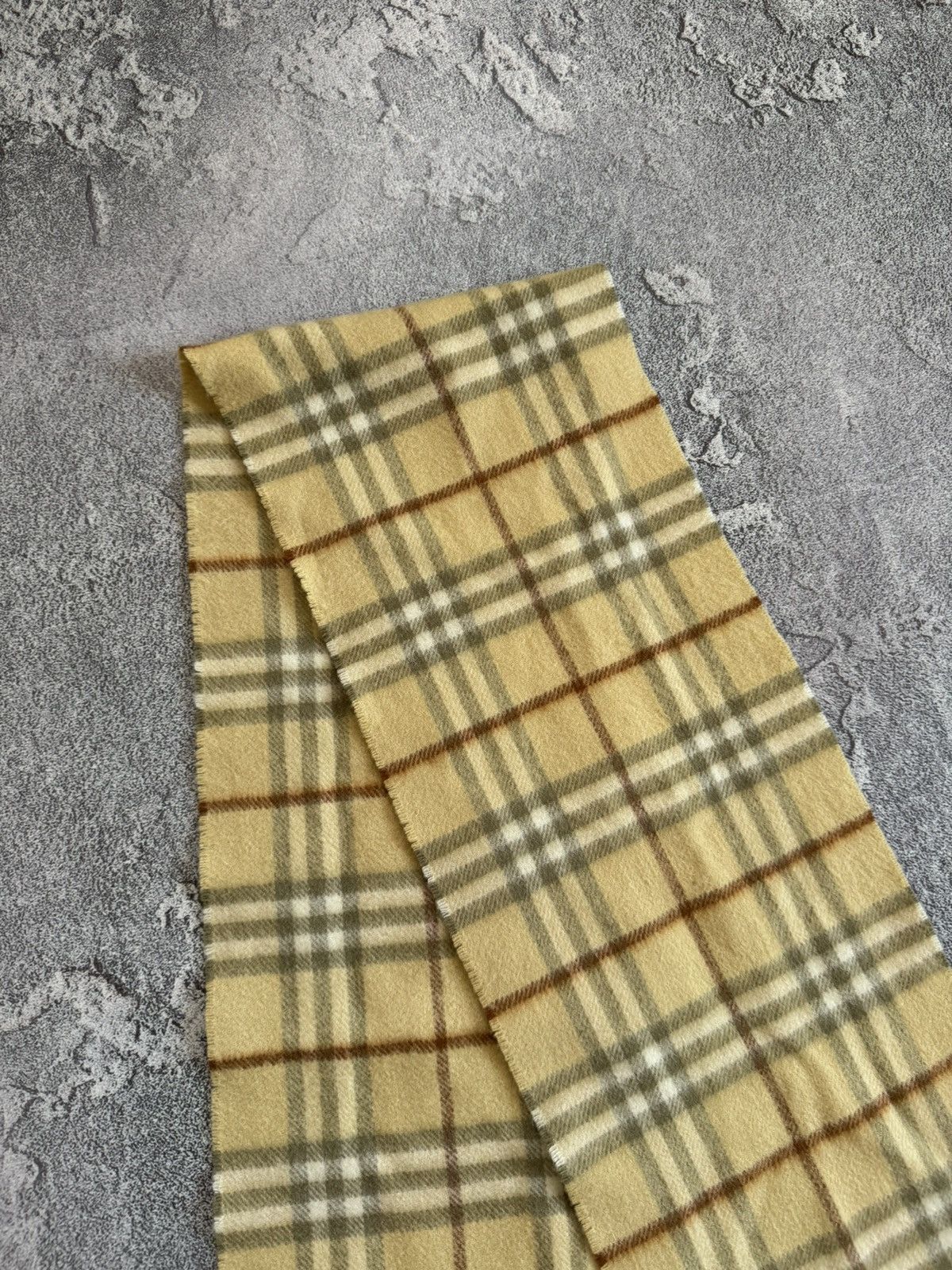 Burberry × Vintage Burberry Burberrys checkered cashmere scarf 🧣 muffler Size ONE SIZE - 7 Thumbnail