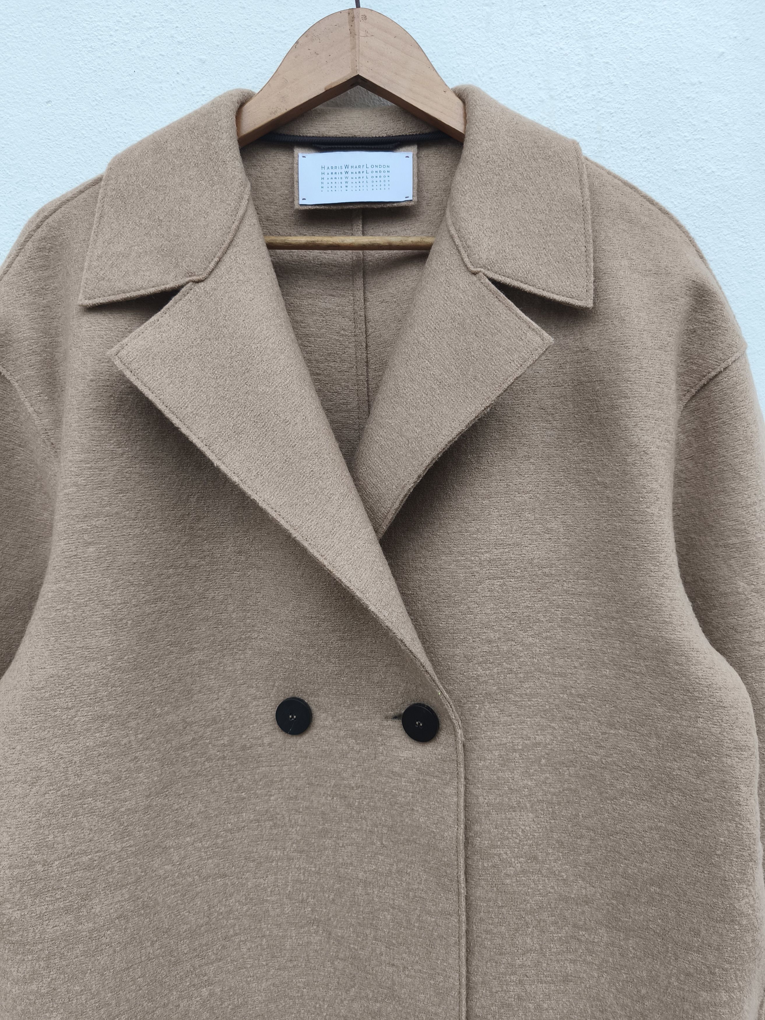 Harris Wharf London Harris Wharf London double breasted overcoat wool Size US M / EU 48-50 / 2 - 2 Thumbnail