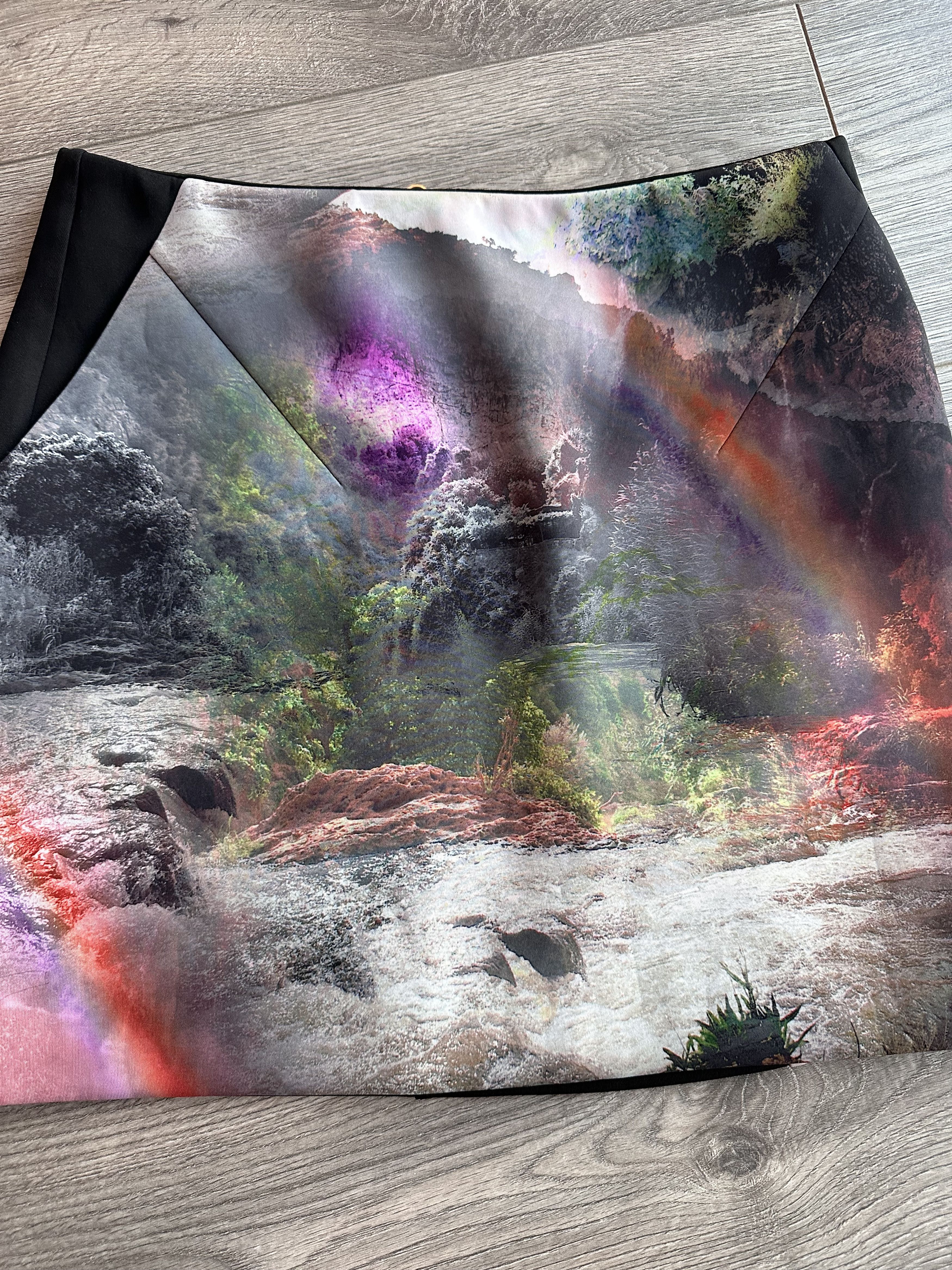 Ted Baker Ted Baker Skirt size 1 Size 27" / US 4 / IT 40 - 3 Thumbnail