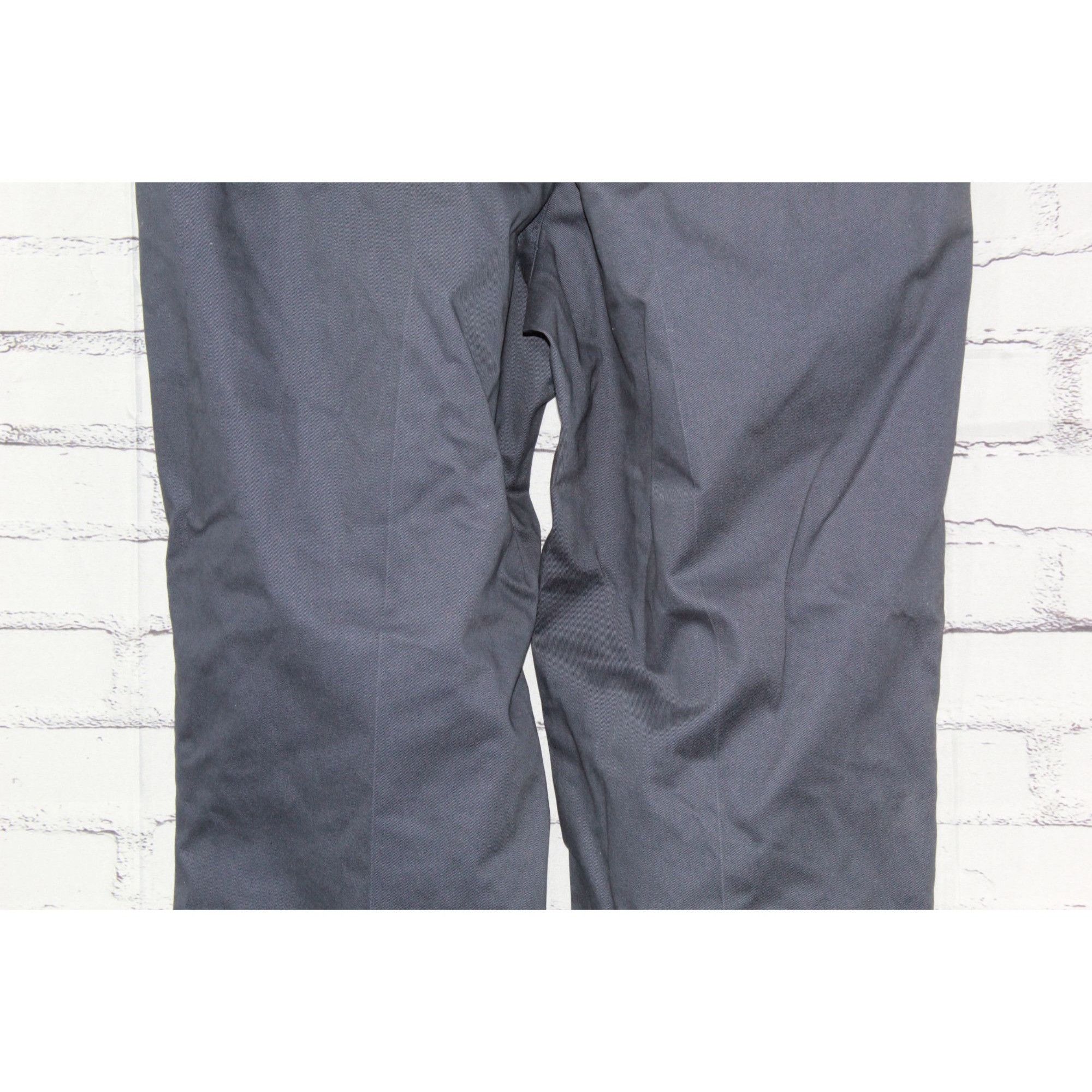 L.L. Bean LL Bean Men's Wrinkle Free Double L Chinos Natural Fit Size US 40 / EU 56 - 11 Thumbnail