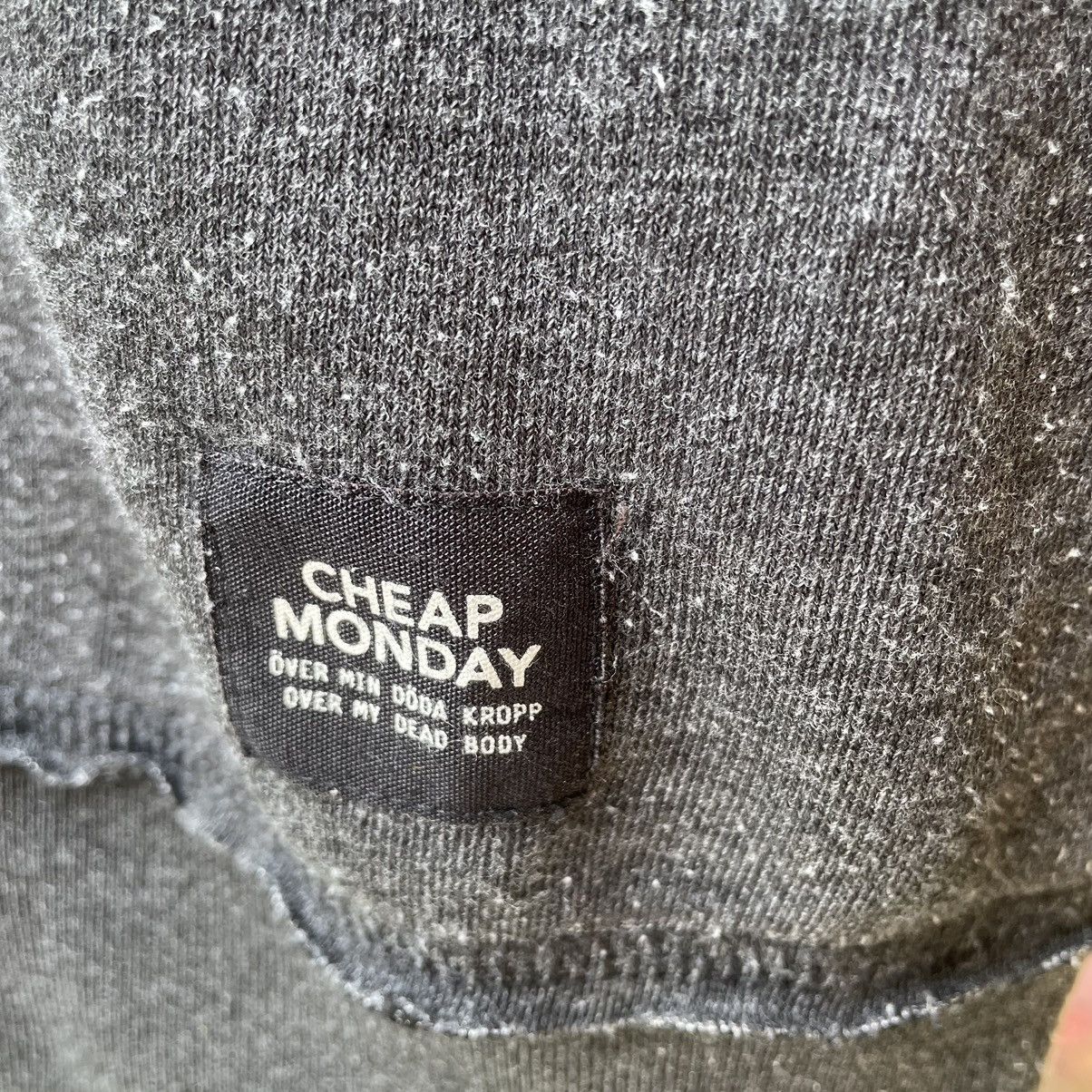 Cheap Monday × Japanese Brand × Vintage 🔥🔥🇯🇵Cheap Monday Embroidered Big Skull Logo Sweatshirts Size US S / EU 44-46 / 1 - 6 Thumbnail