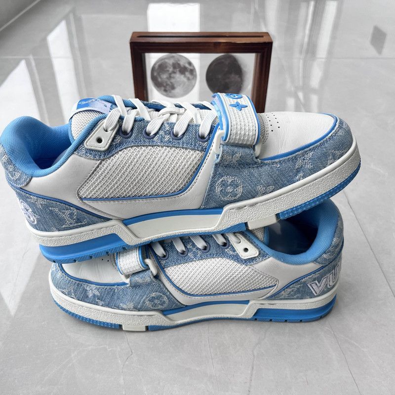 Louis Vuitton Louis Vuitton Trainer Velcro Fashion Sneakers Blue White -2 Size US 8.5 / IT 38.5 - 8 Thumbnail