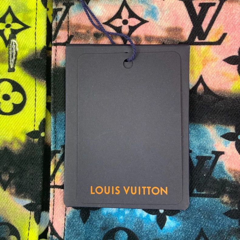Louis Vuitton Louis Vuitton Multi-color camo logo full-print cotton lape Size US M / EU 48-50 / 2 - 6 Thumbnail