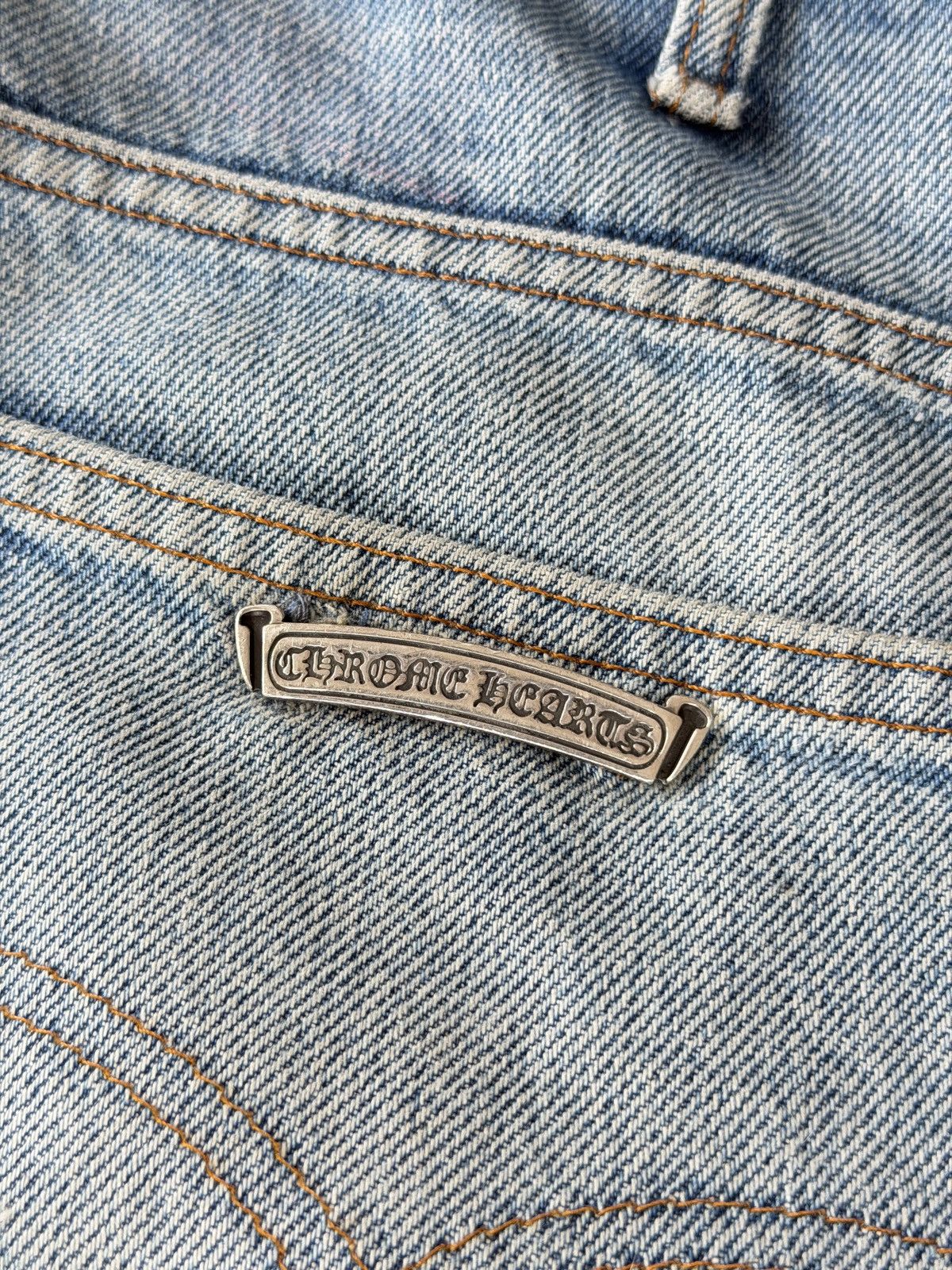 Chrome Hearts Chrome Hearts Light-wash Blue 505 Levi’s Patched Denim Size US 34 / EU 50 - 11 Thumbnail
