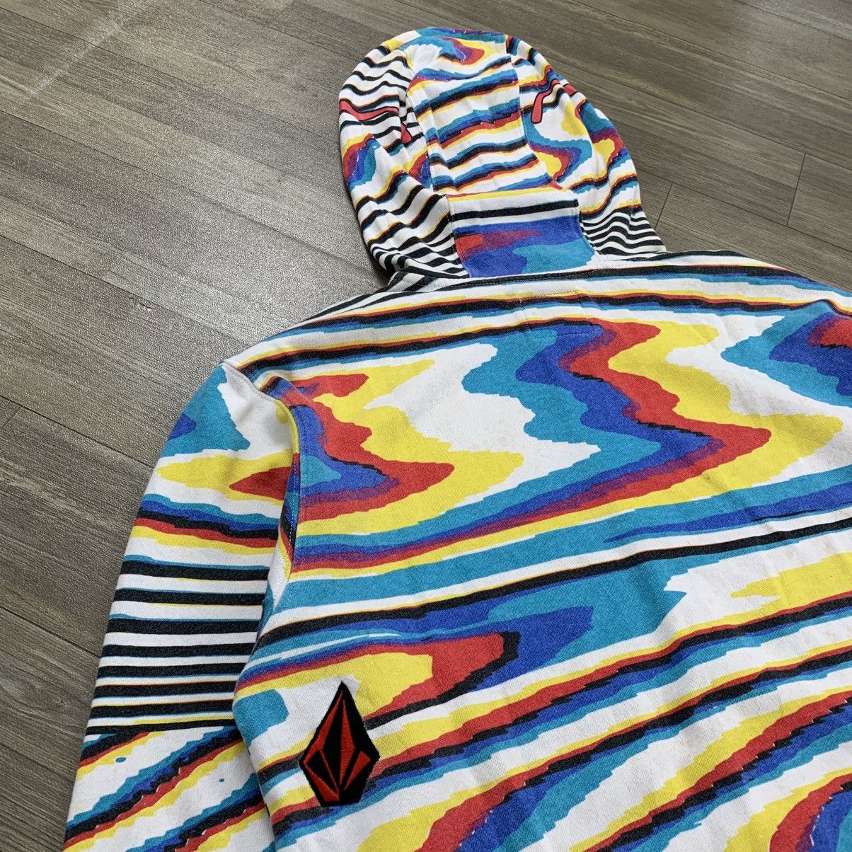 Volcom 2000’s Volcom Genuine Rainbow Stripe Monster Fullzip Hoodie Size US M / EU 48-50 / 2 - 13 Thumbnail