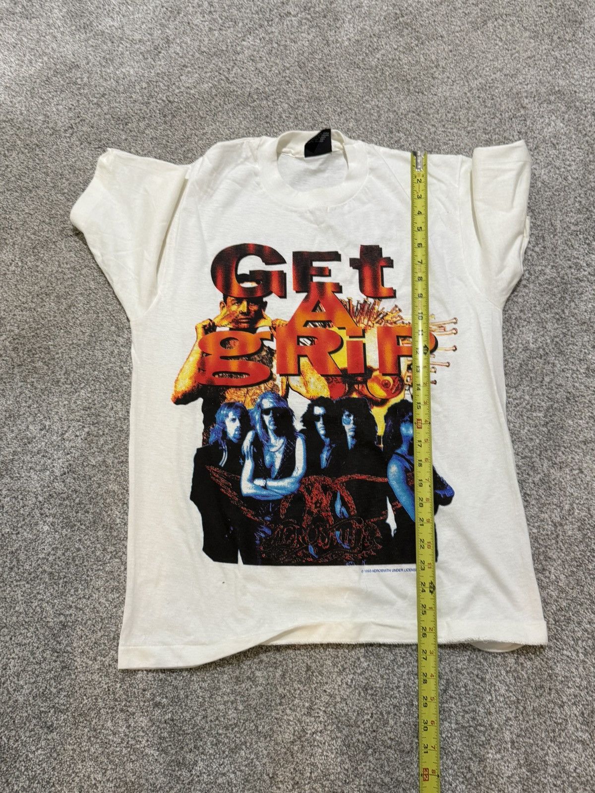 Giant 1993 Giant Aerosmith “Get A Grip” Graphic Tee Large Band Tee Size US L / EU 52-54 / 3 - 3 Thumbnail