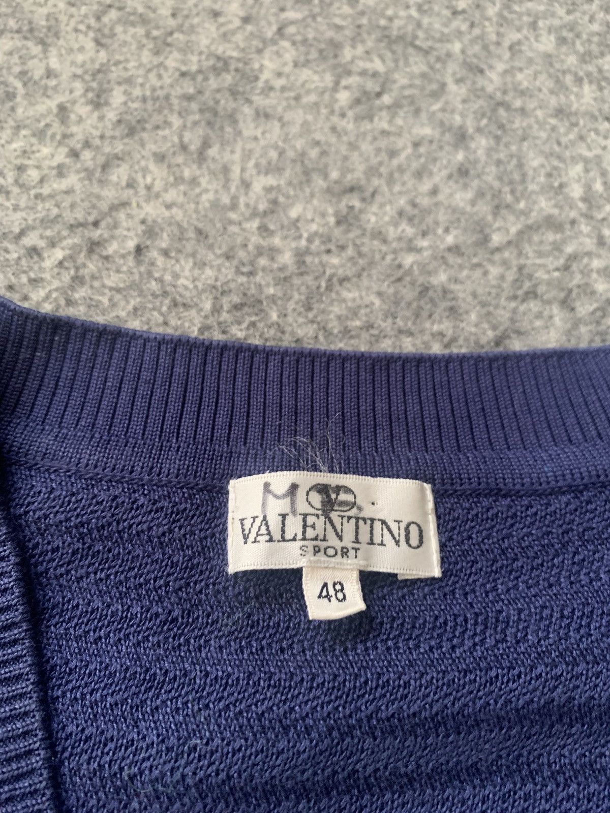 Valentino Vintage valentino vest Size US M / EU 48-50 / 2 - 6 Thumbnail