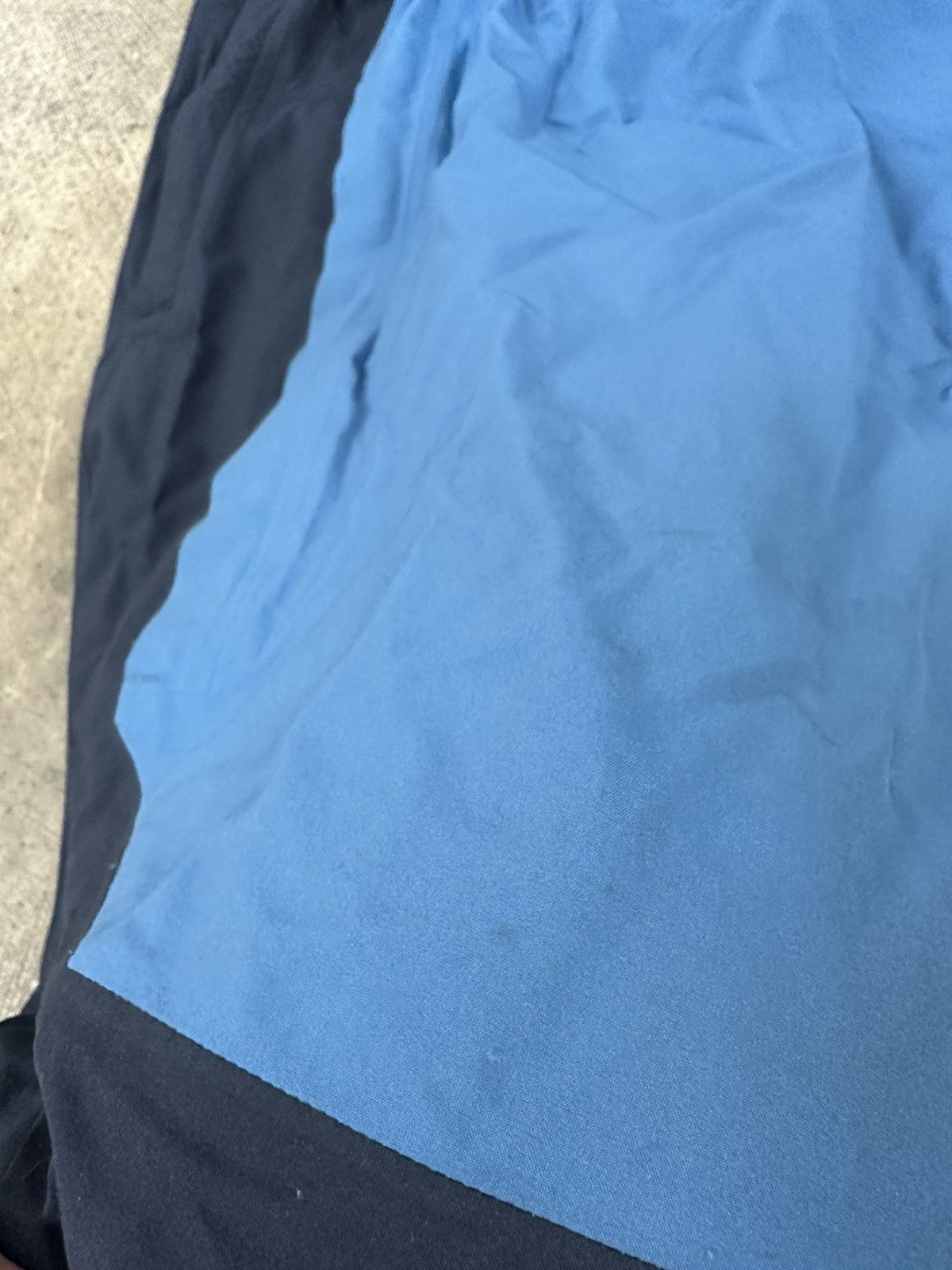 Mountain Hardwear × Vintage Vintage Y2K Mountain Hardwear Blue Zip Up Outdoors Jacket Size US XL / EU 56 / 4 - 5 Thumbnail