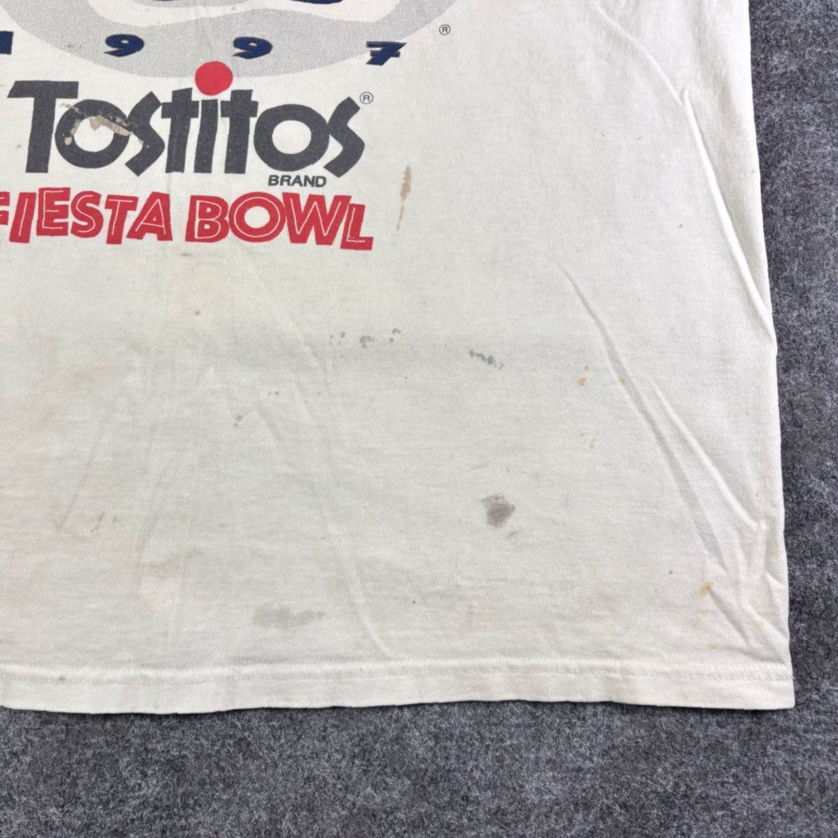 Penn VINTAGE 1997 Penn State Tostitos Fiesta Bowl Shirt XL Team Edition White USA Men's XL Graphic Tee Sportswear Size US XL / EU 56 / 4 - 7 Thumbnail