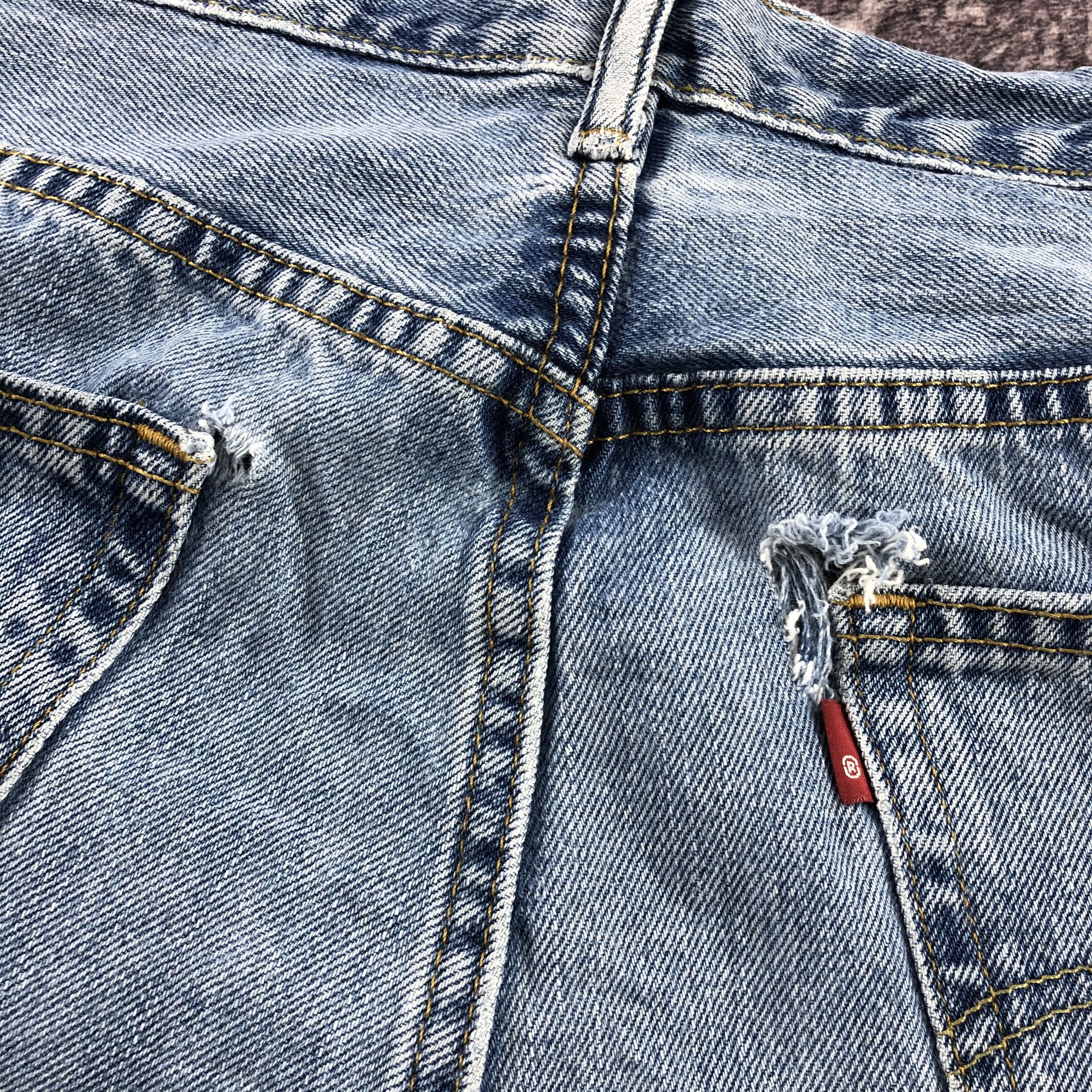 Levi's × Vintage Vintage Blue Wash Levis 550 Jeans-JM3170 Size US 35 - 6 Thumbnail