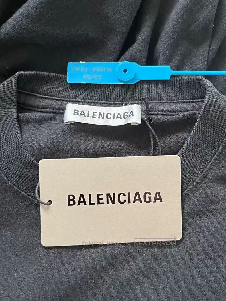 Balenciaga Balenciaga Buckle Logo Front Printed Letter Short Sleeve T Size US S / EU 44-46 / 1 - 5 Thumbnail