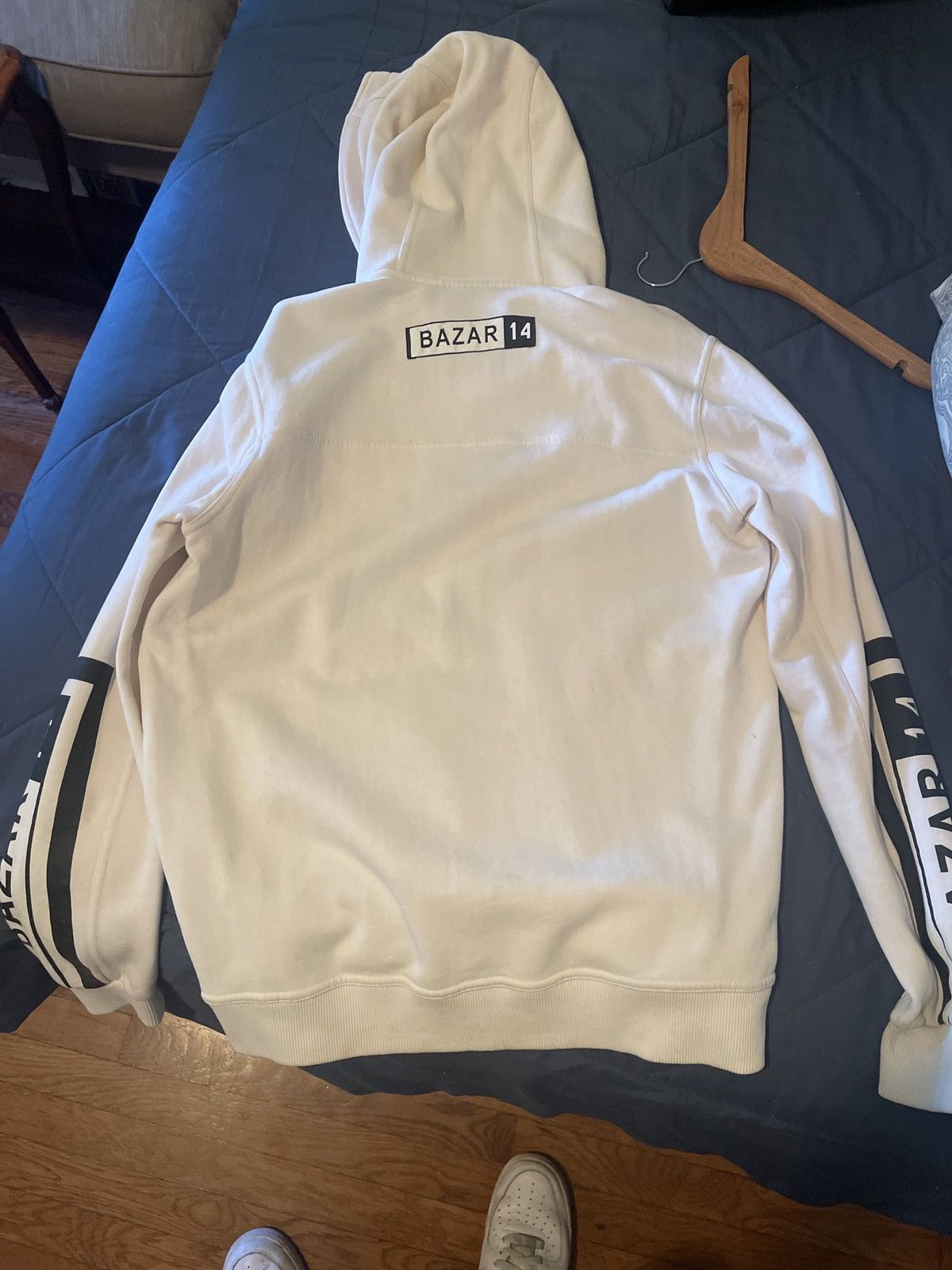 Bazar 14 White Hoodie