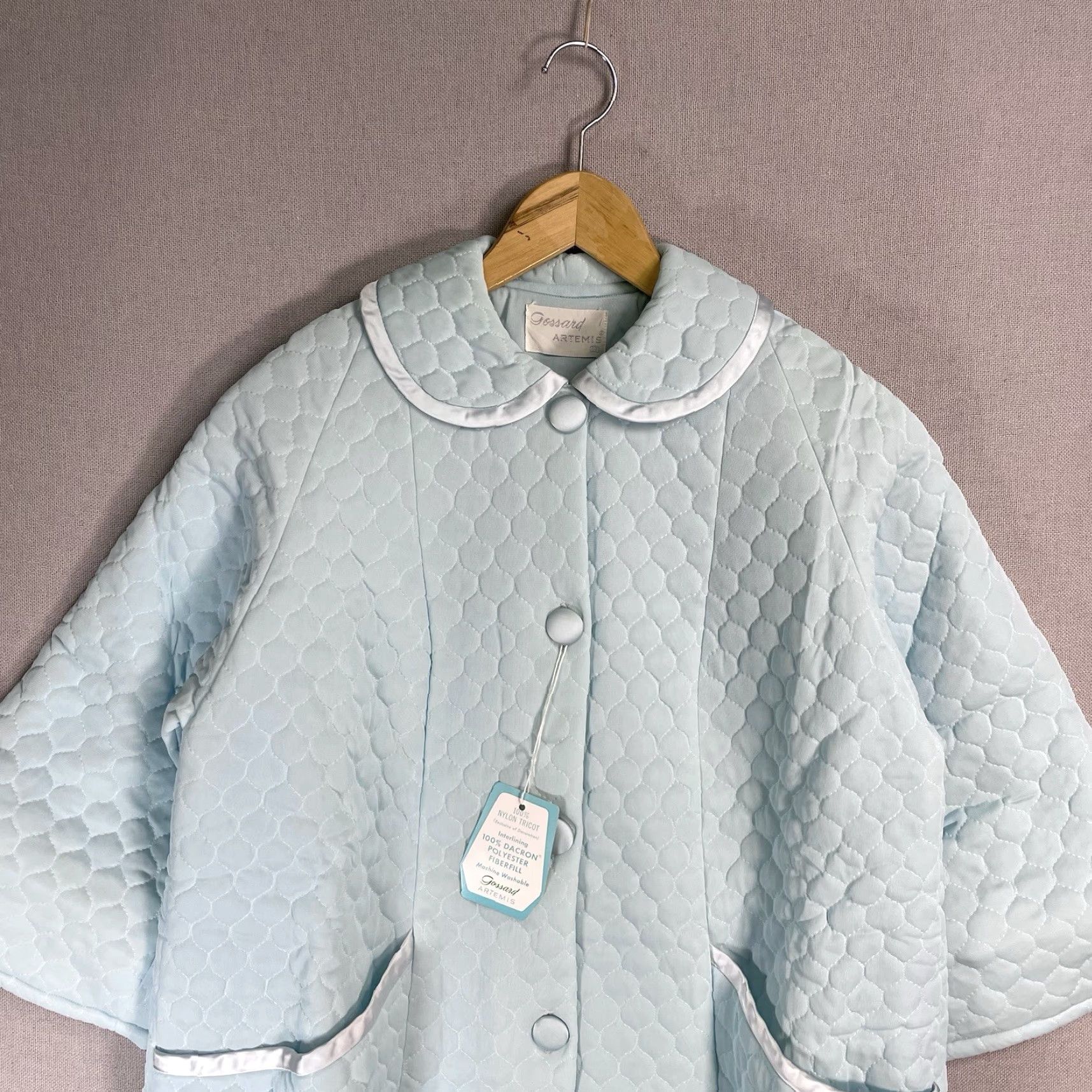 Vintage VINTAGE Gossard ARTEMIS BLUE House Coat Robe Quilted NWT SIZE 10 Size ONE SIZE - 2 Thumbnail