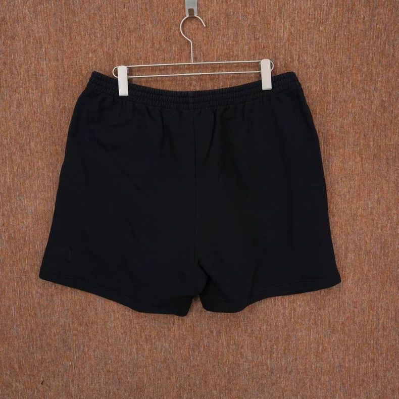 Balenciaga Balenciaga size L Black upside-down embroidered logo shorts Size 25" / US 0 / IT 36 - 2 Thumbnail