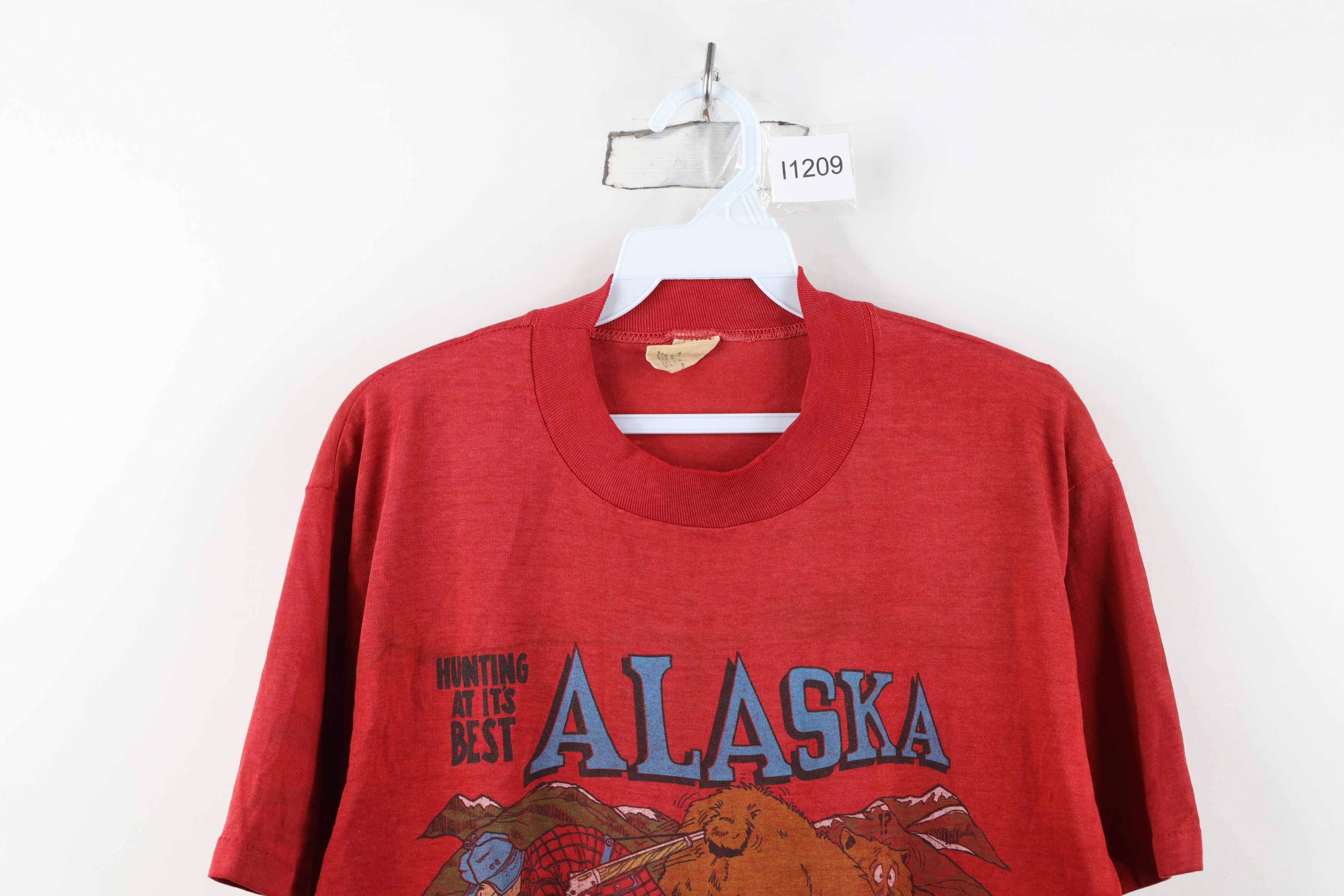 Vintage Vintage 80s Streetwear Its Best Alaska Bear T-Shirt Red USA Size US L / EU 52-54 / 3 - 2 Thumbnail