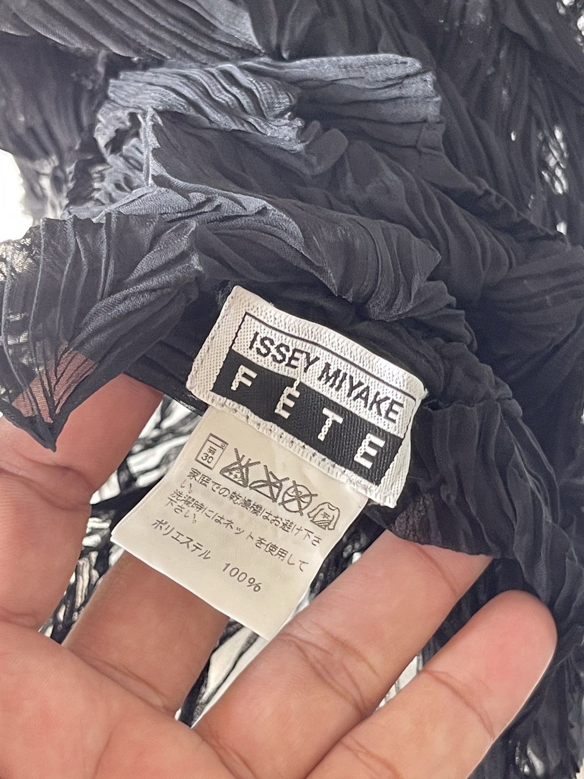 Issey Miyake × Pleats Please Issey Miyake 2007 Issey Miyake Fete 3D Patern Top Size US M / EU 48-50 / 2 - 13 Thumbnail