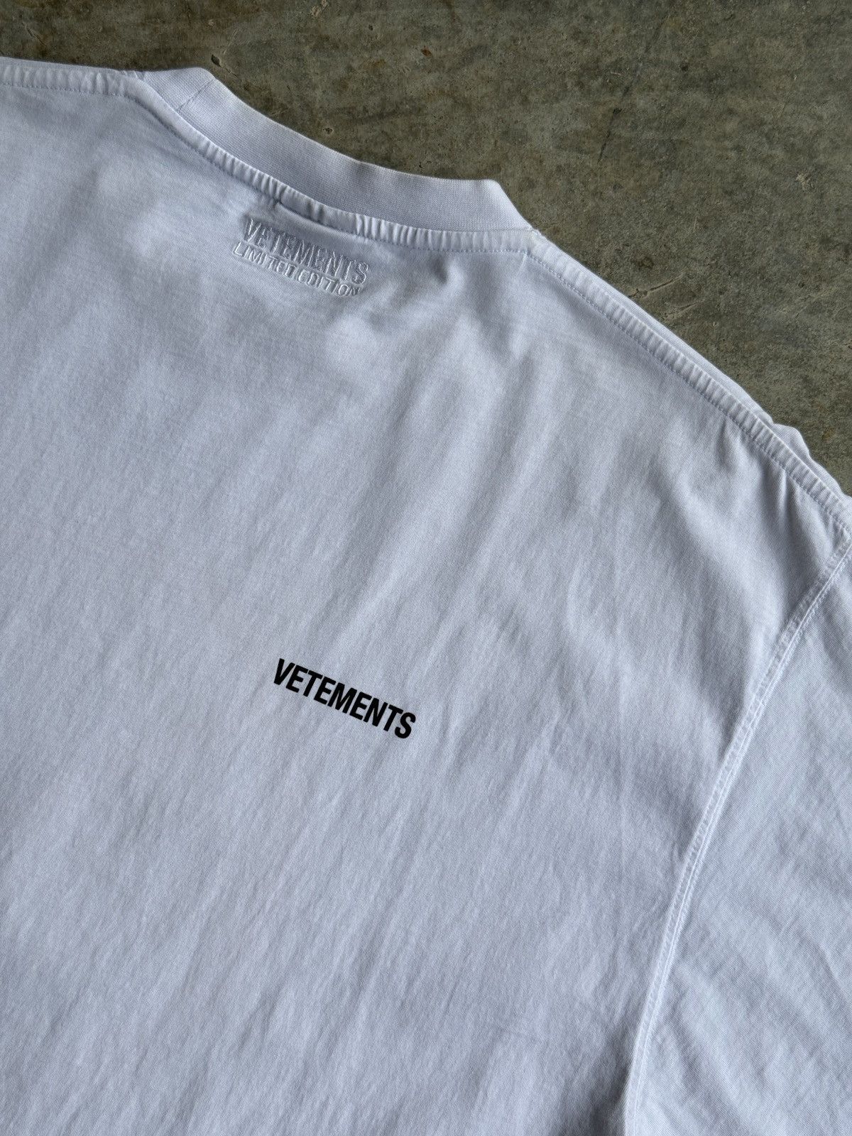 Designer × Vetements *RARE* VETEMENTS GVASALIA MAINSTREAM DOUBLE FACE TEE Size US XS / EU 42 / 0 - 15 Thumbnail