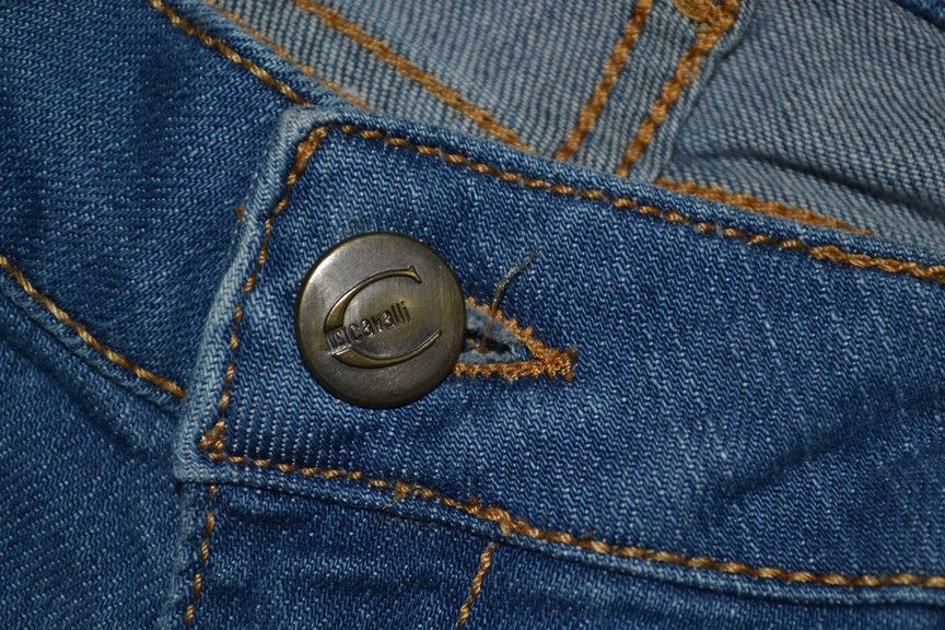 Just Cavalli × Roberto Cavalli Just Cavalli Vintage Y2K Crystals Flare Jeans Size 30" / US 8 / IT 44 - 4 Thumbnail