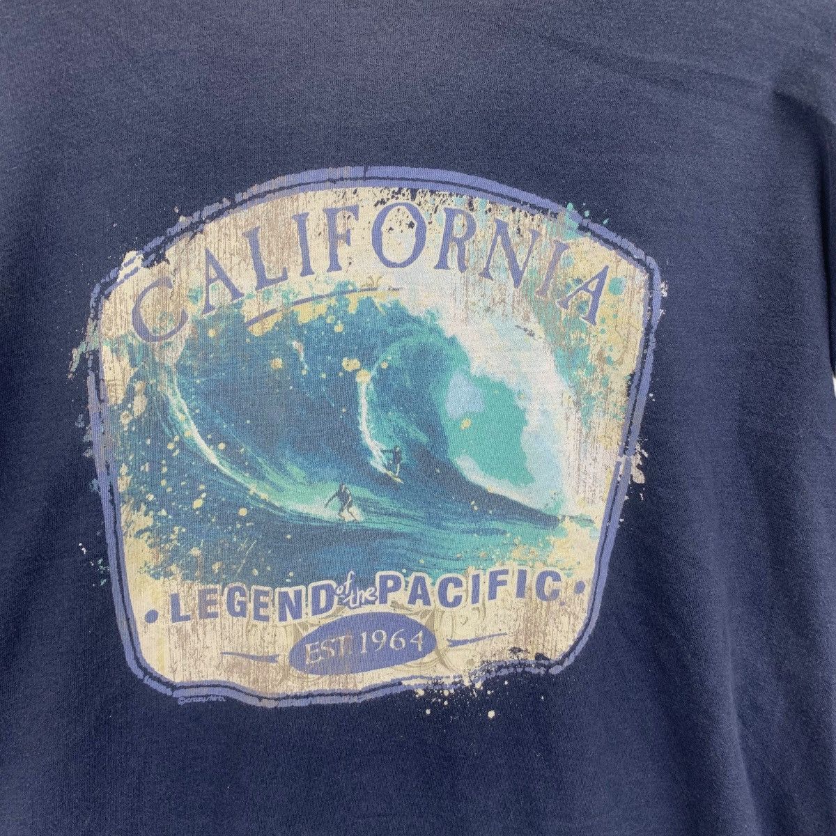 Vintage Vintage CALIFORNIA LEGEND PACIFIC Surf Crazy Tee Shirt Top Size US XXL / EU 58 / 5 - 6 Thumbnail
