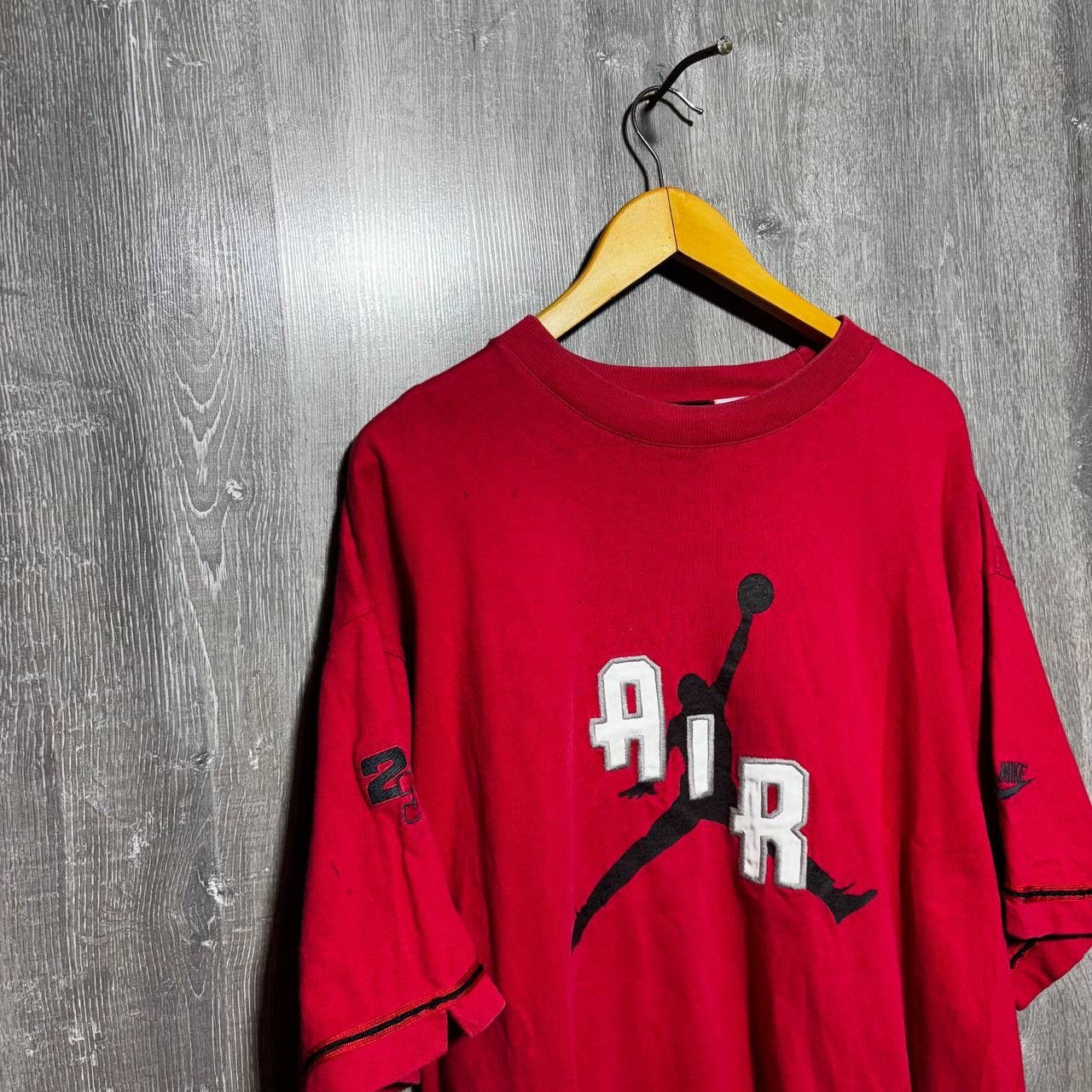 Jordan Brand Nike Air Jordan Vintage 90s Tshirt Man XL Size US XL / EU 56 / 4 - 2 Thumbnail