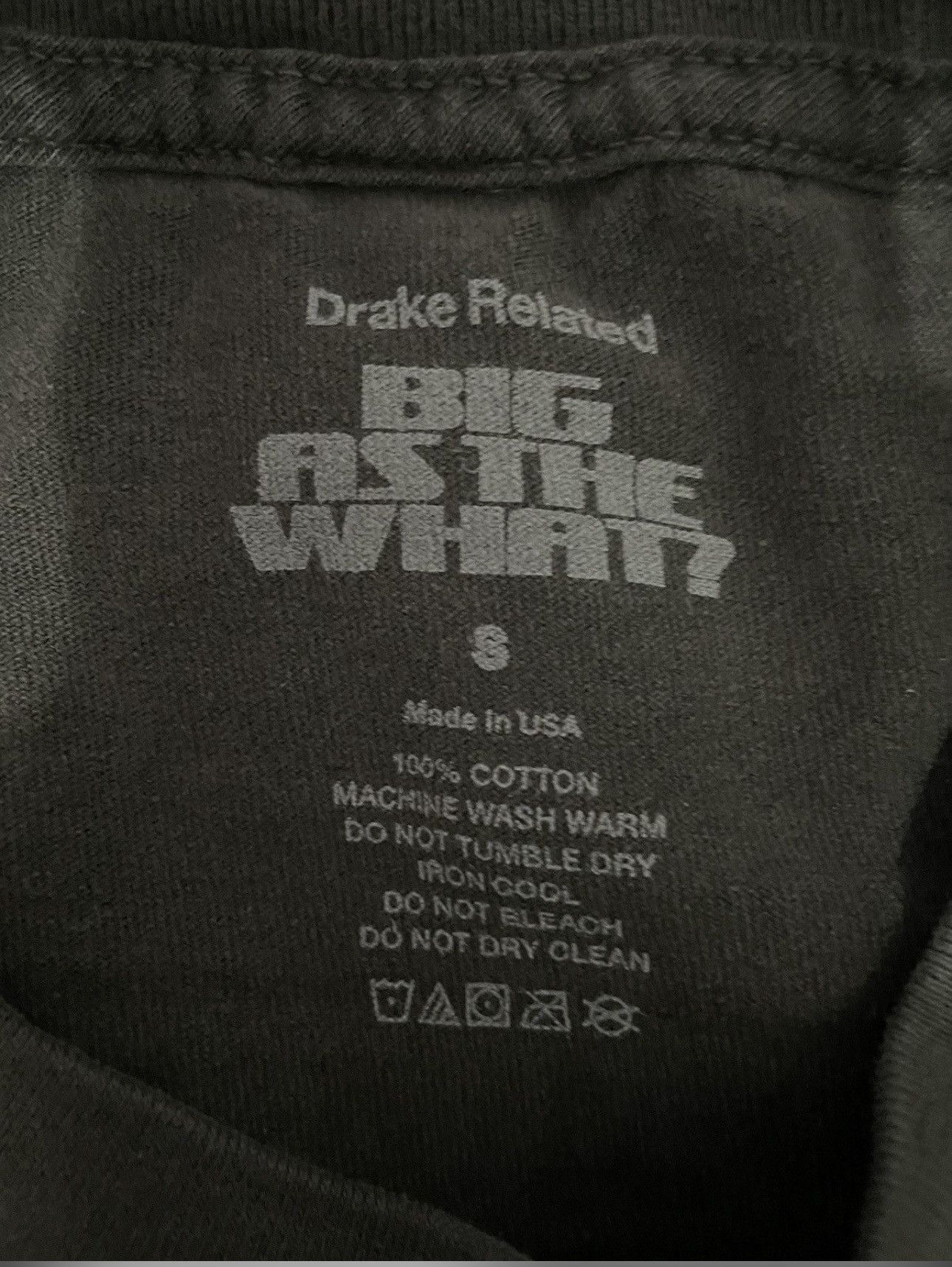 DRAKE CURLS TEE RARE IN A SIZE S