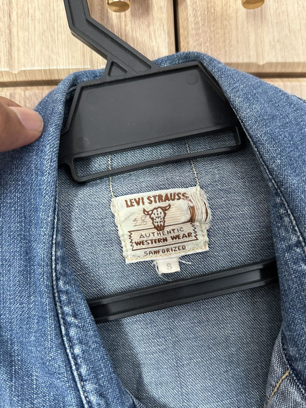 Levi's Vintage Clothing Levis LVC Shorthorn Western Denim Shirt Size US S / EU 44-46 / 1 - 2 Thumbnail