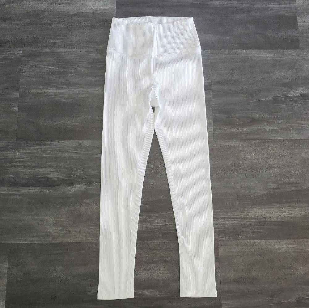 Carbon White Ribbed Carbon38 Athletic Legging Size 28" / US 6 / IT 42 - 1 Thumbnail
