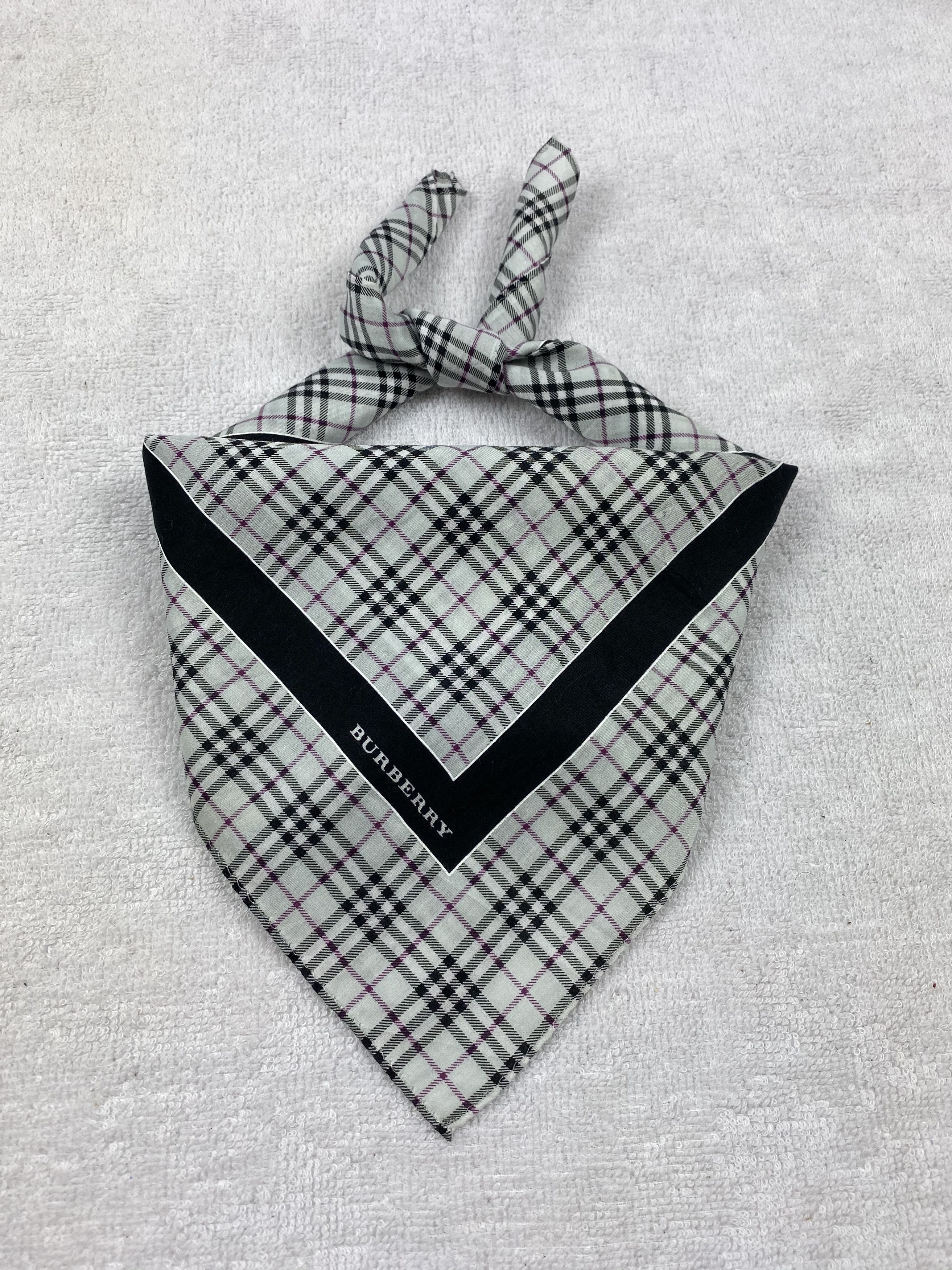 Burberry Burberry Handkerchief / Bandana / Neckerchief Size ONE SIZE - 2 Thumbnail