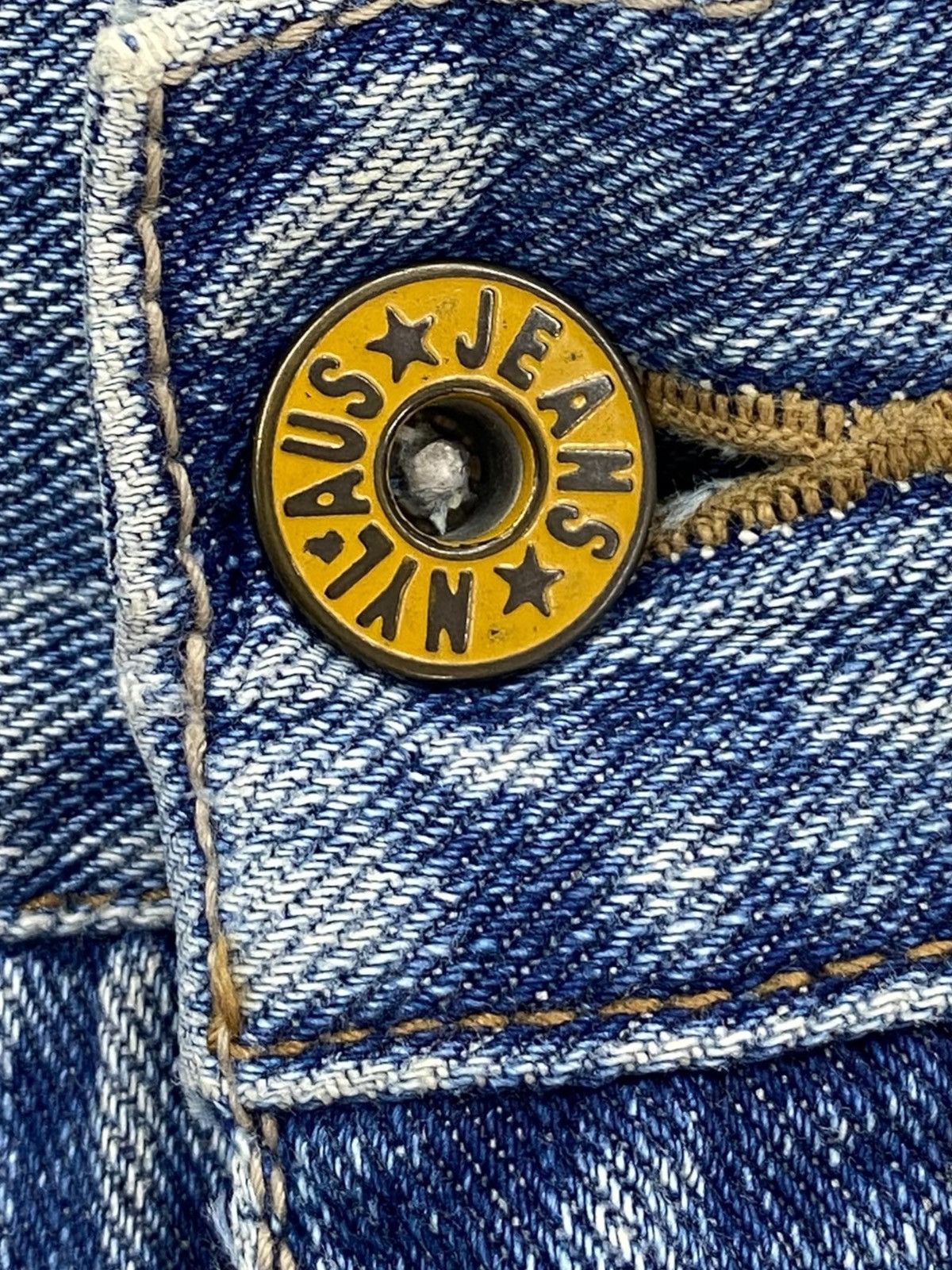Japanese Brand Japanese Brand Light Wash Hairy Leg Flare Style Jeans Size US 32 / EU 48 - 11 Thumbnail