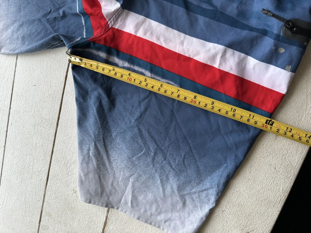 Quiksilver 🚨Vintage Quiksilver Shorts Big Logo Y2K Style 90s Surfing Size US 29 - 13 Thumbnail