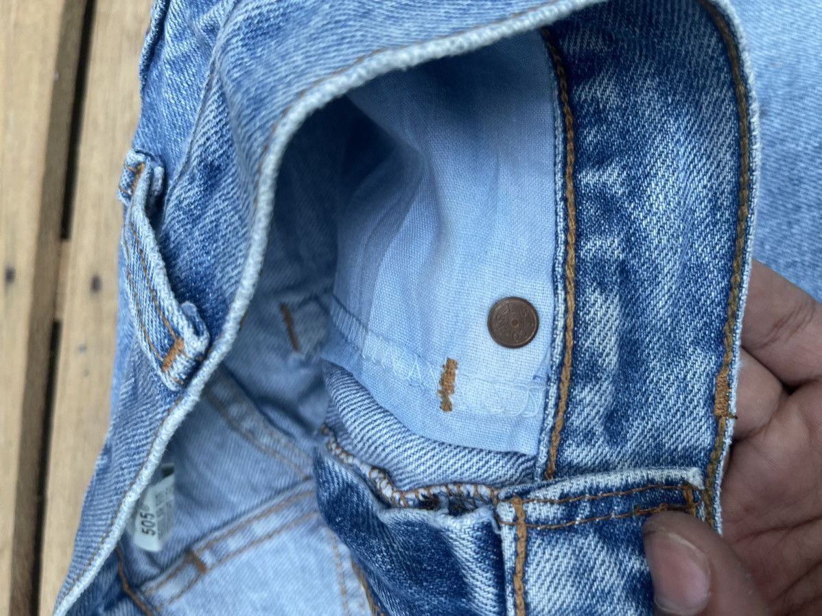Levi's × Levi's Vintage Clothing × Vintage Vintage Levi's 505 Light Wash Denim Jeans Size 31x30 Size US 31 - 9 Thumbnail