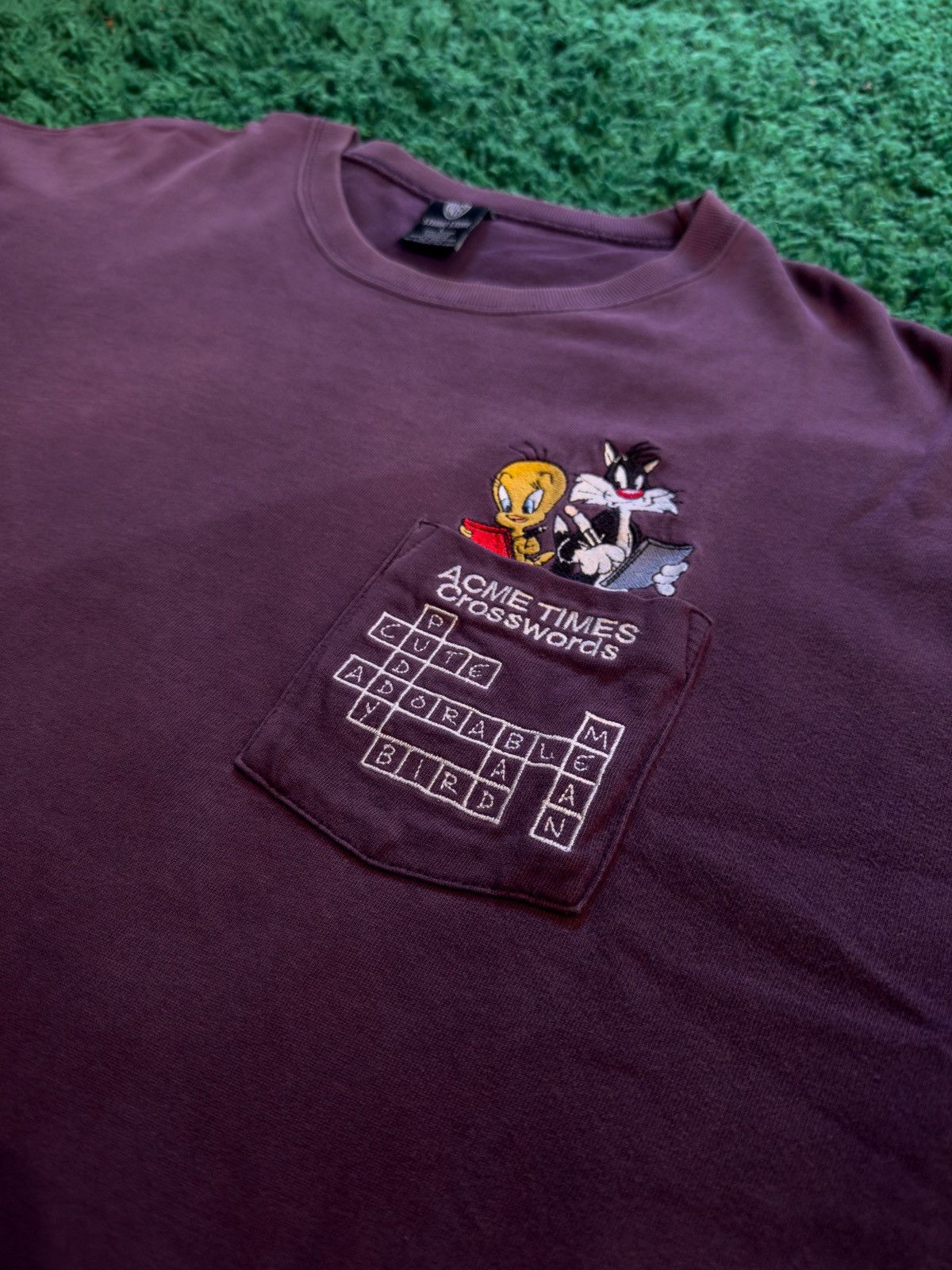 Vintage Vintage Looney Tunes Crossword Tee Size US XL / EU 56 / 4 - 2 Thumbnail