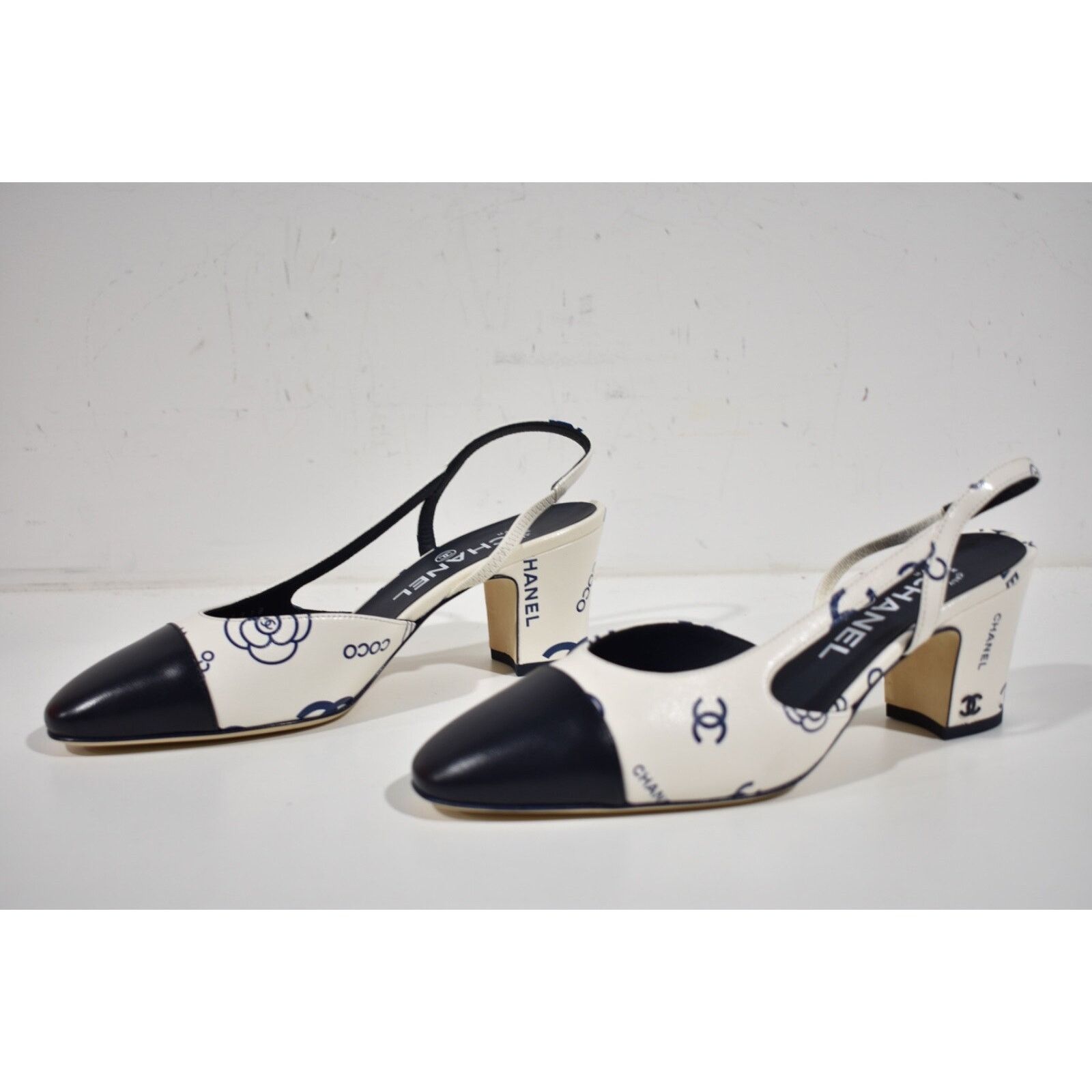 Chanel 23P Mademoiselle Coco Sling CC Logo Slingback Sandal Heel 40 Size US 10 / IT 40 - 8 Thumbnail