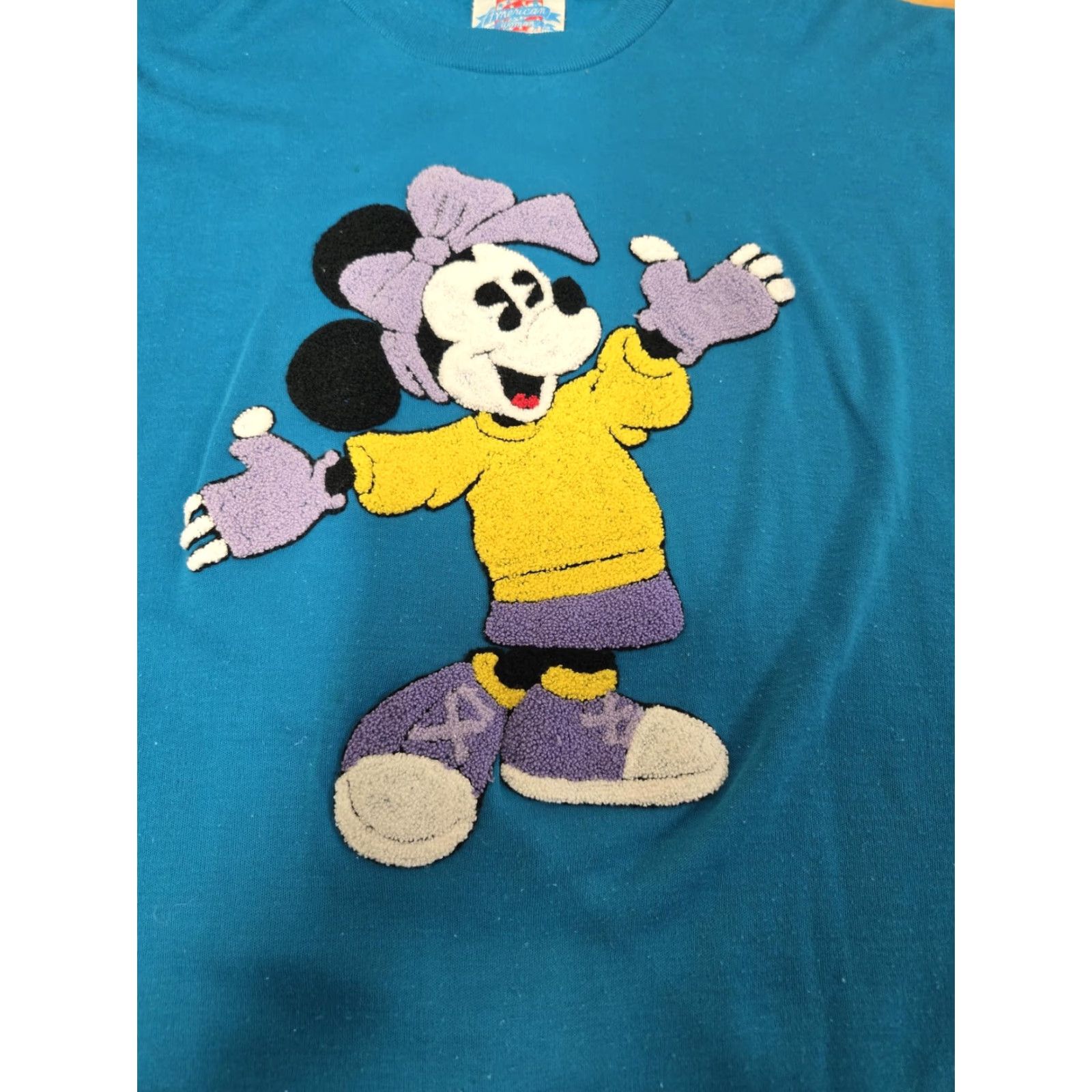 Disney VINTAGE Disney Minnie Mouse Sweatshirt Womens Small Blue Chenille Crewneck 90s Size S / US 4 / IT 40 - 4 Thumbnail