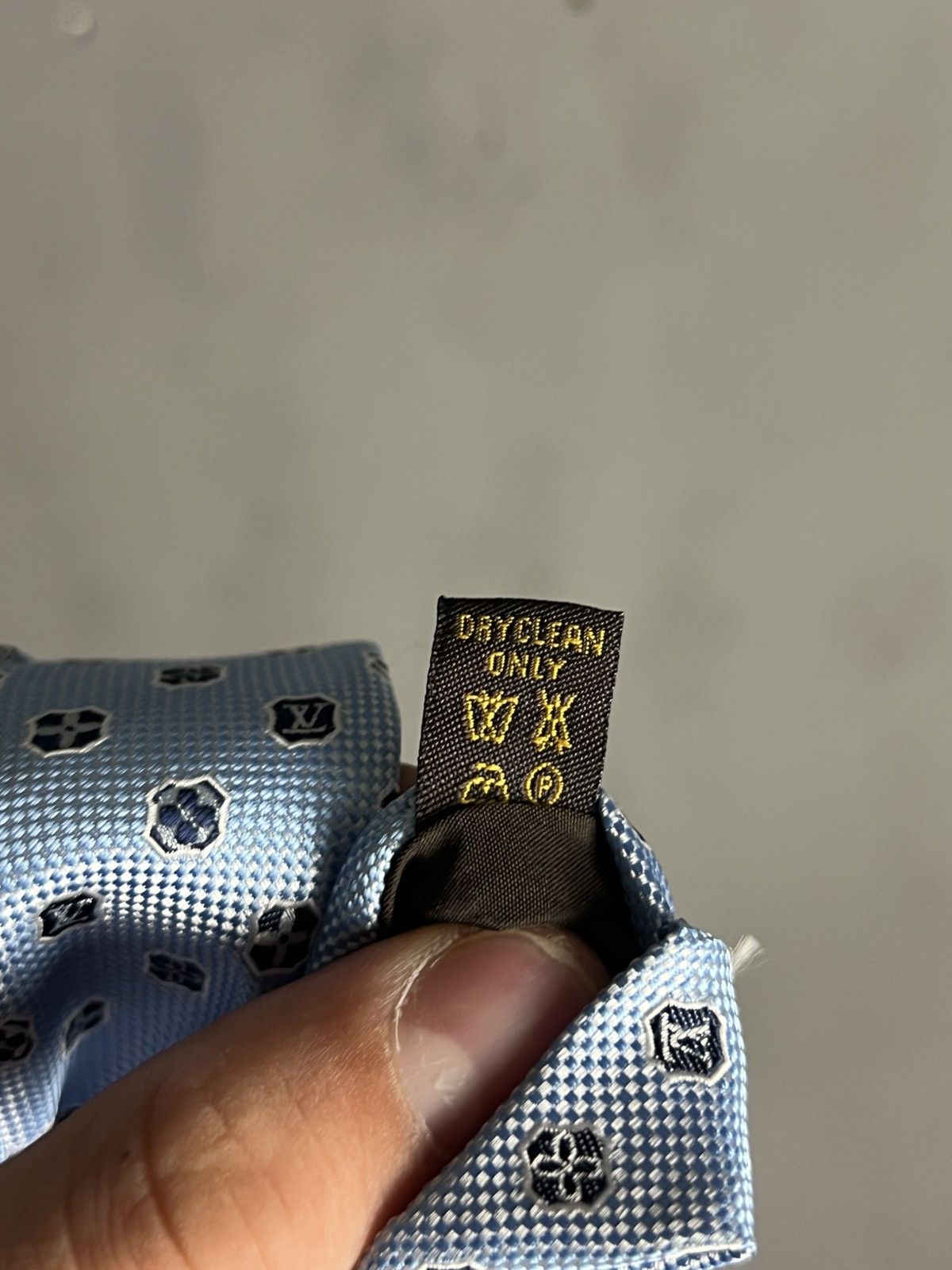 Louis Vuitton Louis Vuitton Tie Size ONE SIZE - 6 Thumbnail