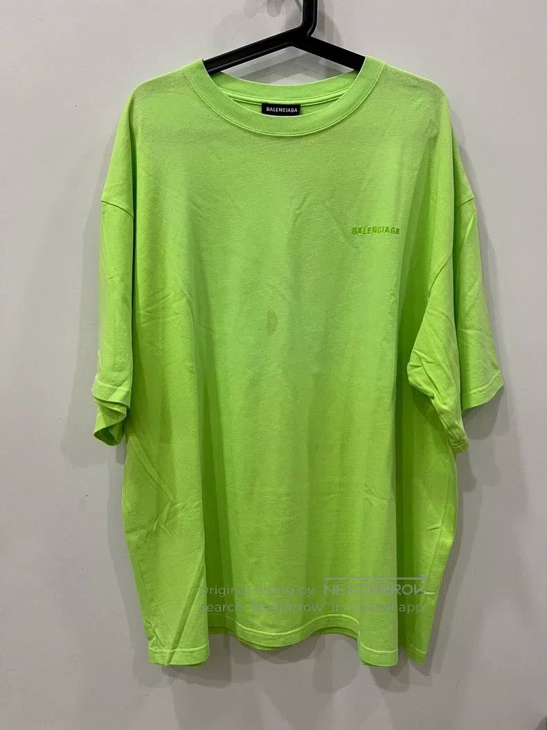 Balenciaga Balenciaga Fluorescent green short-sleeve T-shirt Size US S / EU 44-46 / 1 - 2 Thumbnail