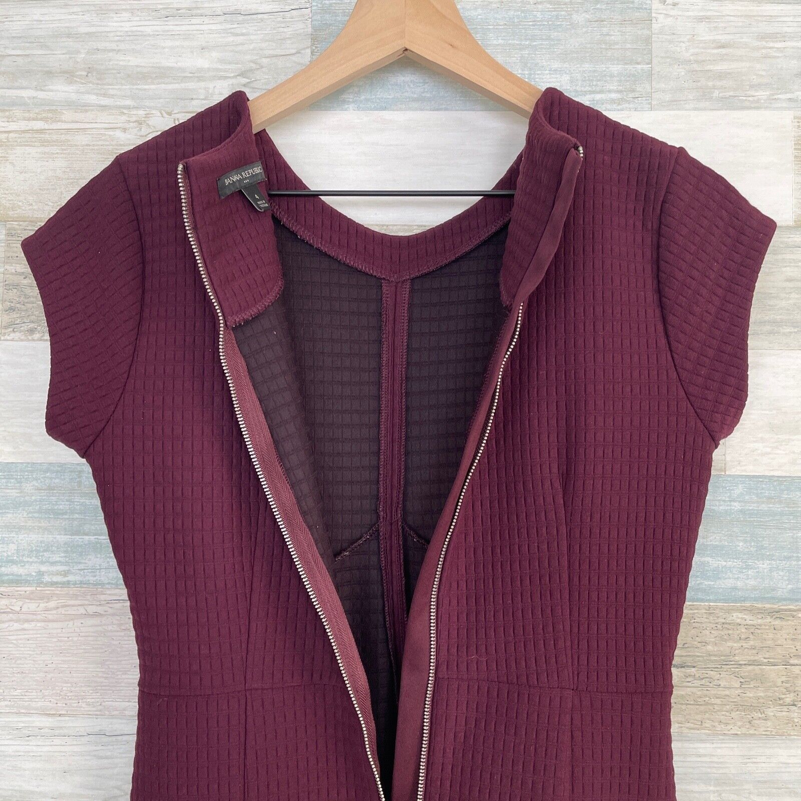Banana Republic Banana Republic Ponte Fit & Flare Knit Dress Purple Womens 4 Size S / US 4 / IT 40 - 5 Thumbnail