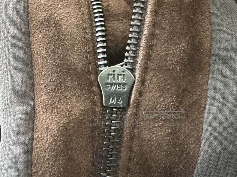 Hermes Hermes Dark brown suede Semi-Vause shirt Size M / US 6-8 / IT 42-44 - 5 Thumbnail